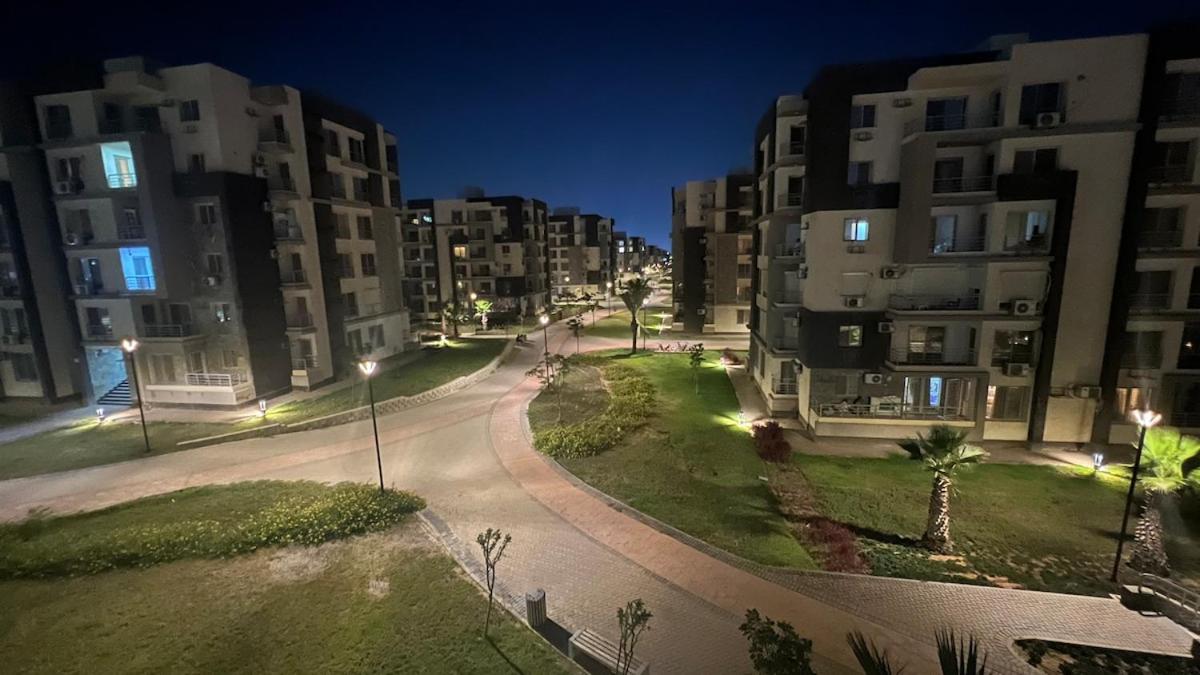 DoUu Stay 1, Luxury 2BR, Modern Design Homes Zayed