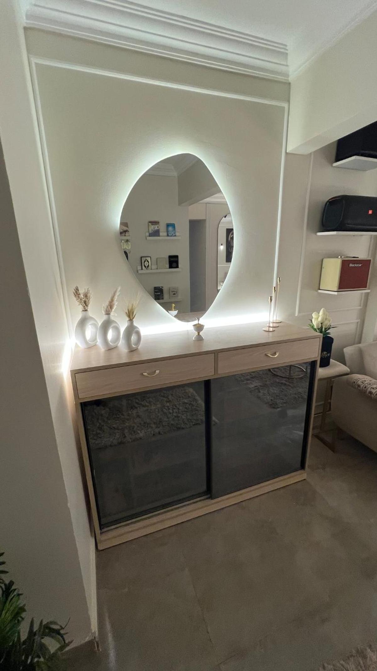 DoUu Stay 1, Luxury 2BR, Modern Design Homes Zayed