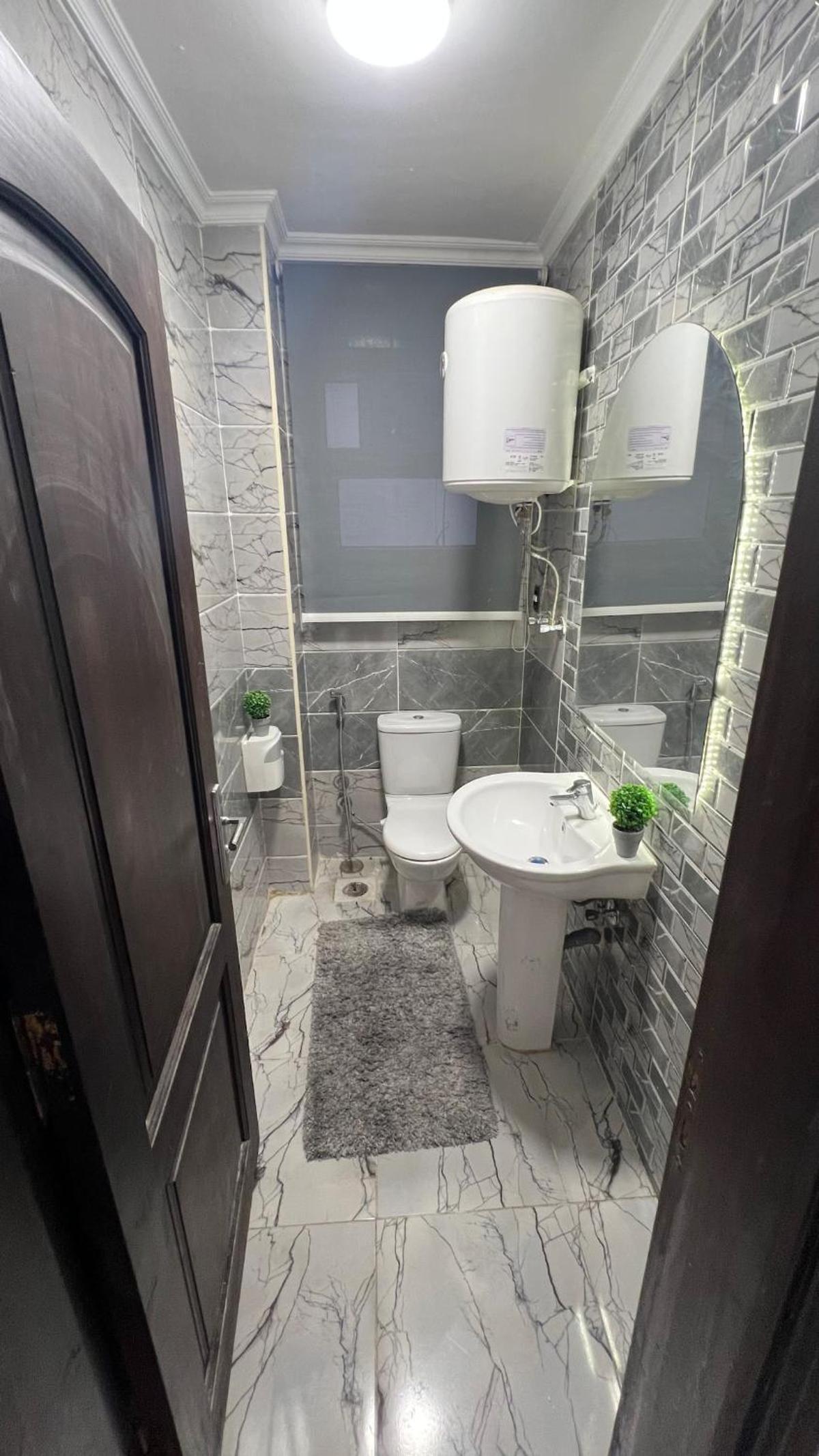DoUu Stay 1, Luxury 2BR, Modern Design Homes Zayed