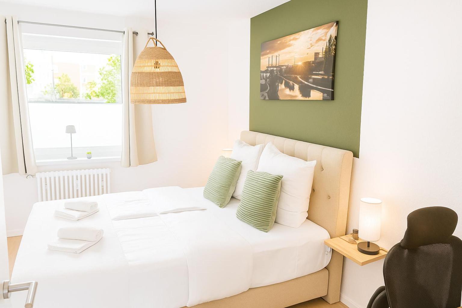 Wohlfühlapartment, Zentral, 200m zur UNI, Parkplatz, Boxspringbetten, Massagesessel, Nespresso, LAN & WIFI