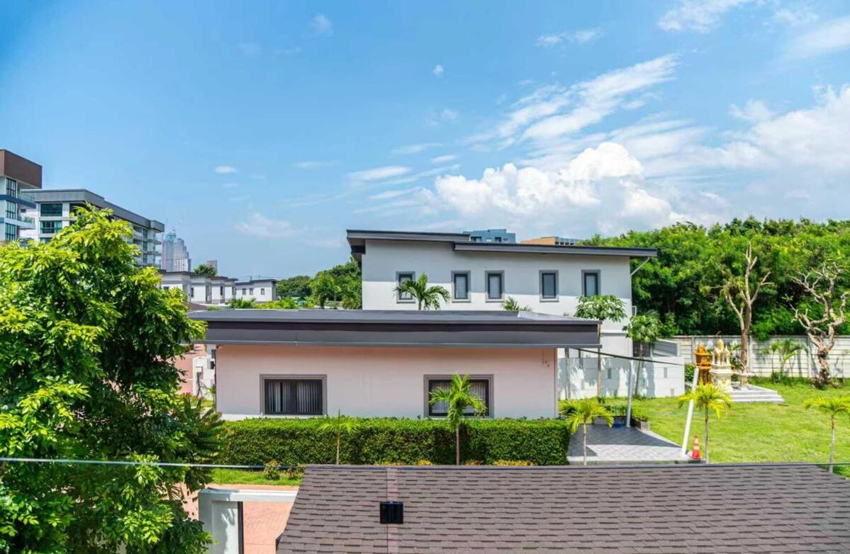 Serenity Jomtien Villa 芭提雅市中心花园泳池别墅 五卧四卫独栋别墅