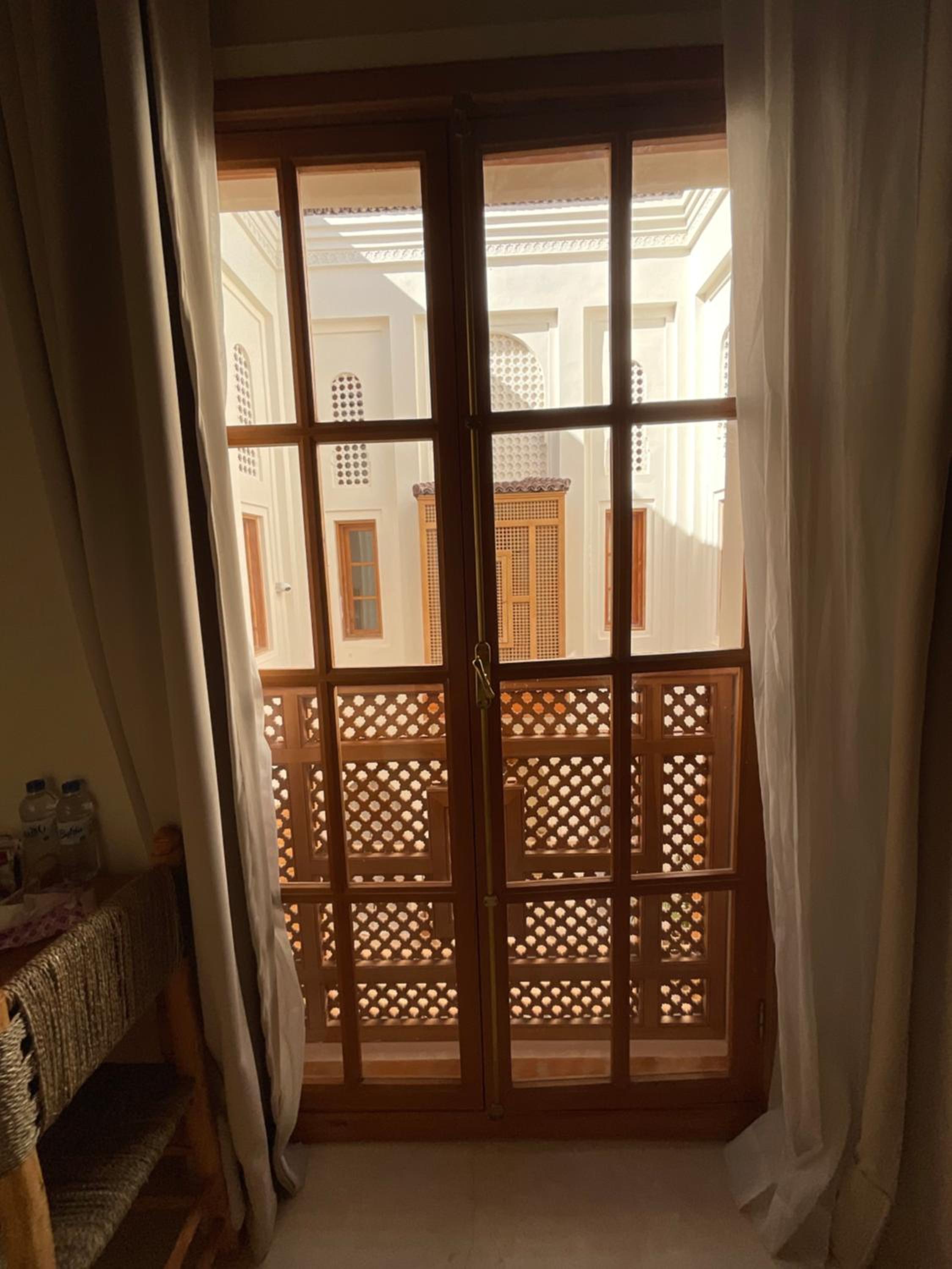 Riad Al Muhandiz Peaceful Duplex Suites near Jemaa El Fna