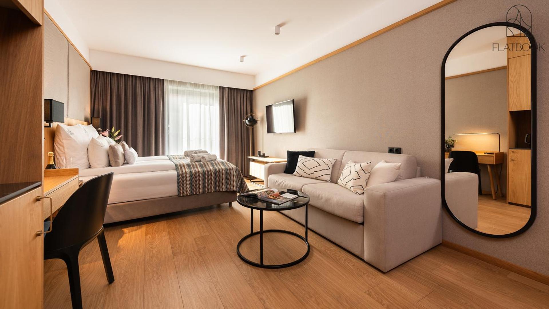 Flatbook - City Center Apartments Deo Plaza Studio II