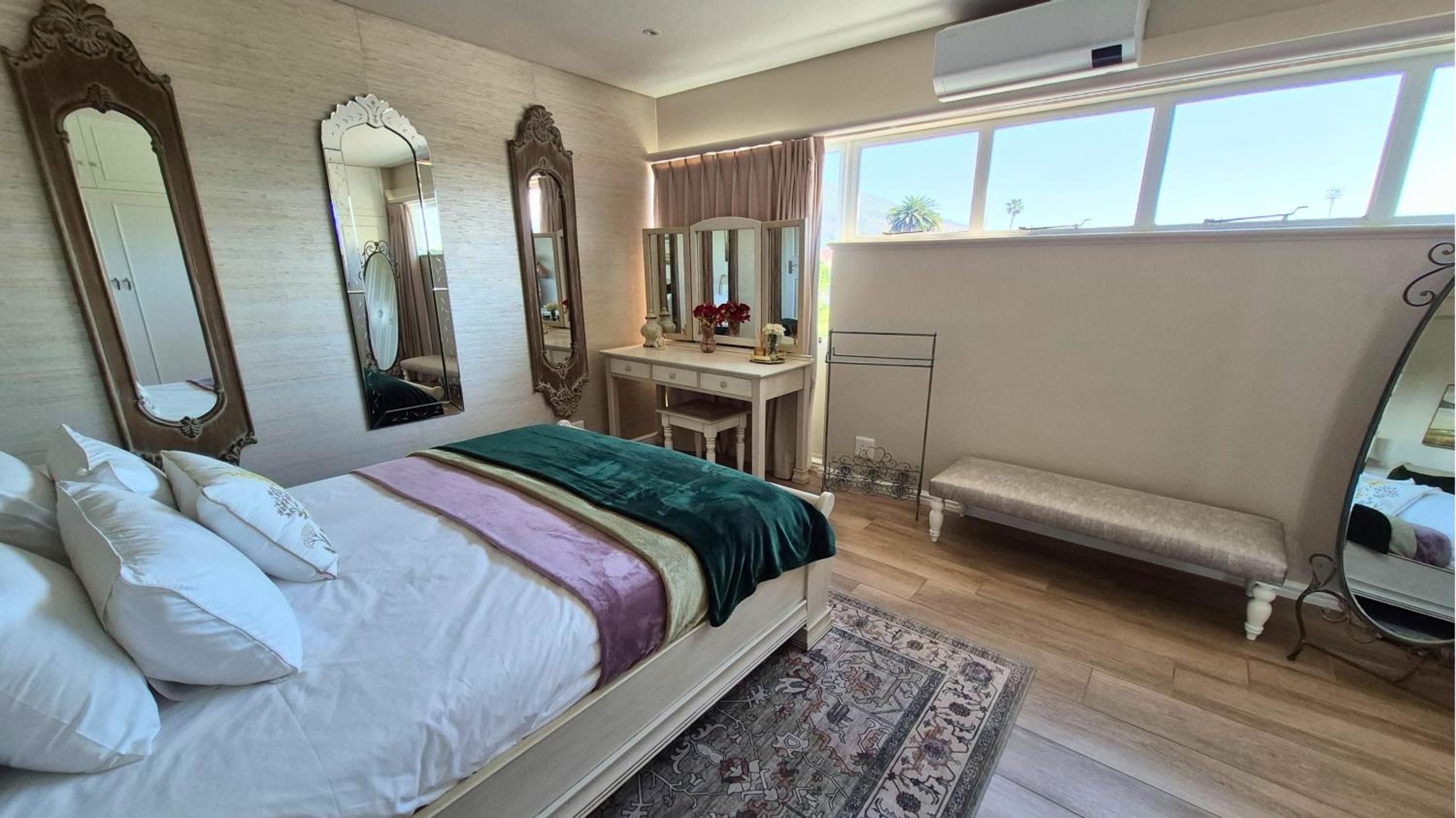 The Pearl in the Winelands