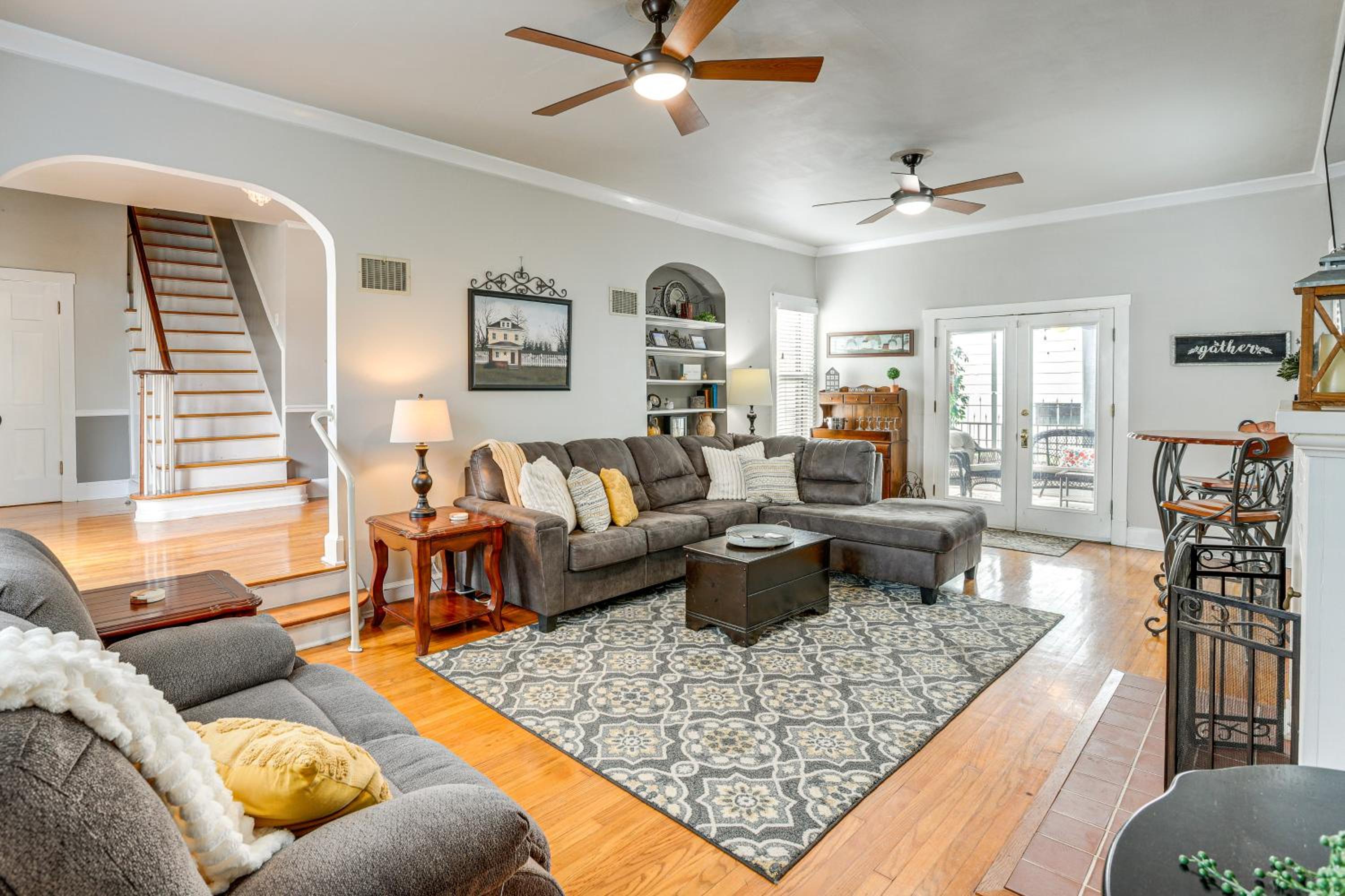 Walk Everywhere! Dtwn WashMo Home Near Wineries