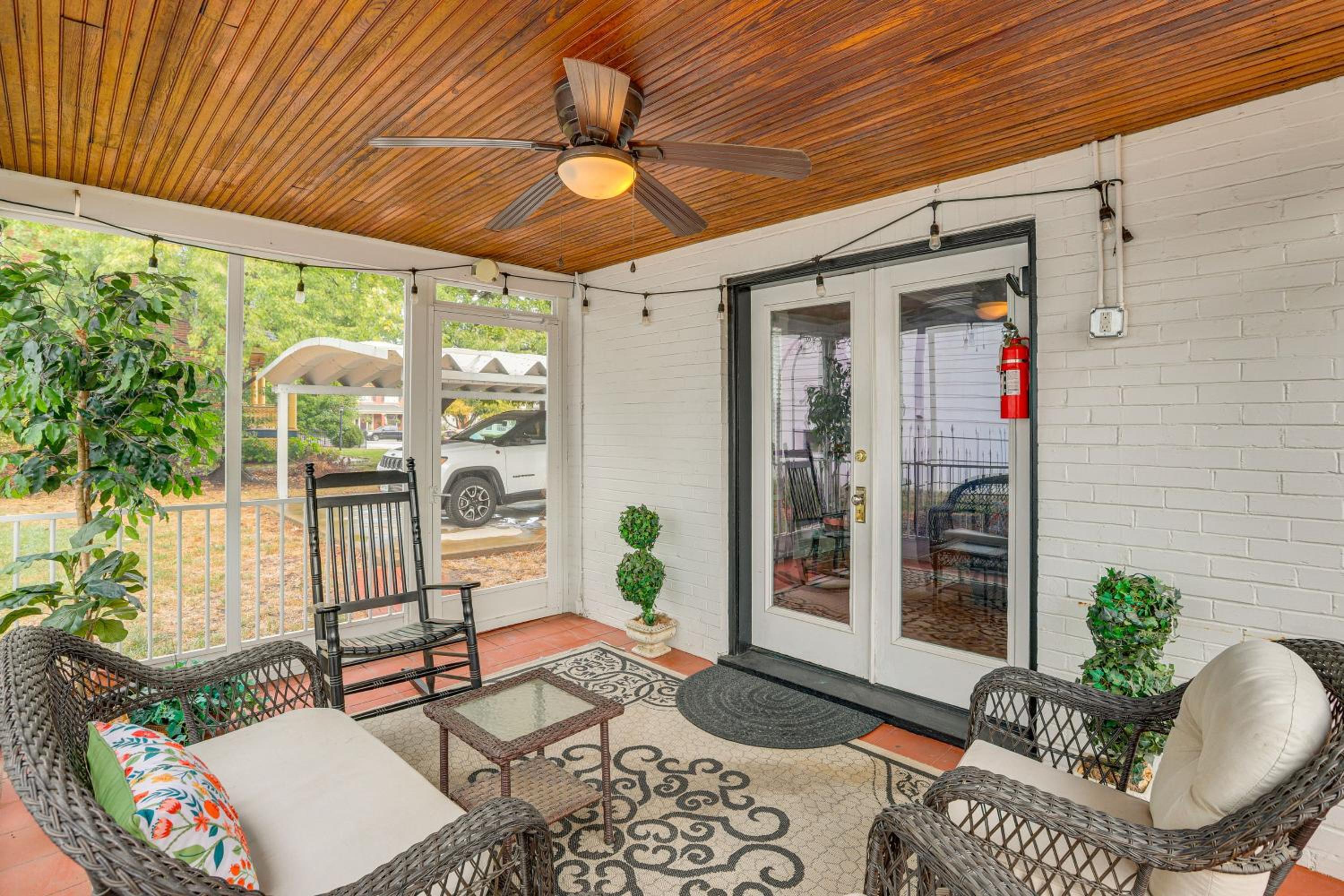 Walk Everywhere! Dtwn WashMo Home Near Wineries
