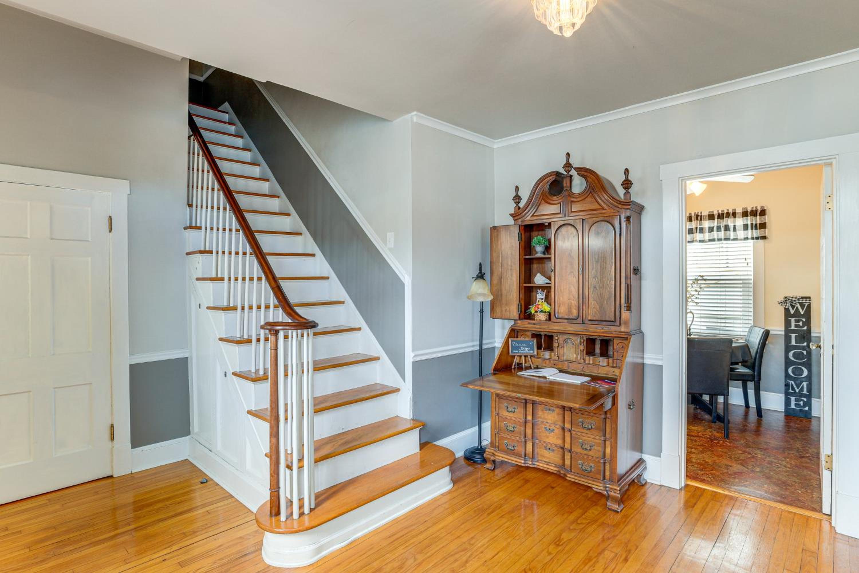 Walk Everywhere! Dtwn WashMo Home Near Wineries