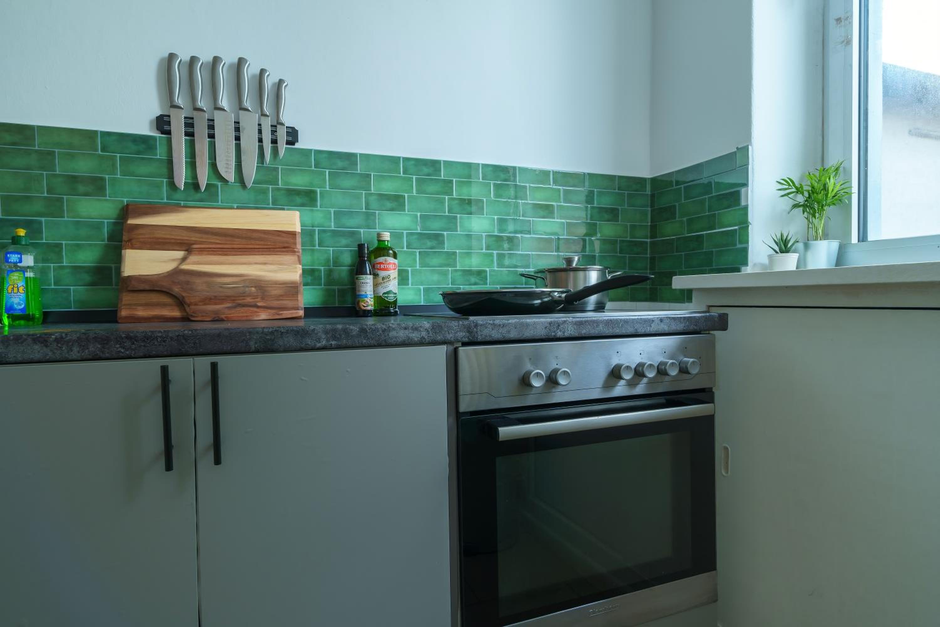 Apartment am Tannenwäldchen im Vorderer Westen Kassel by CASTORA HOMES