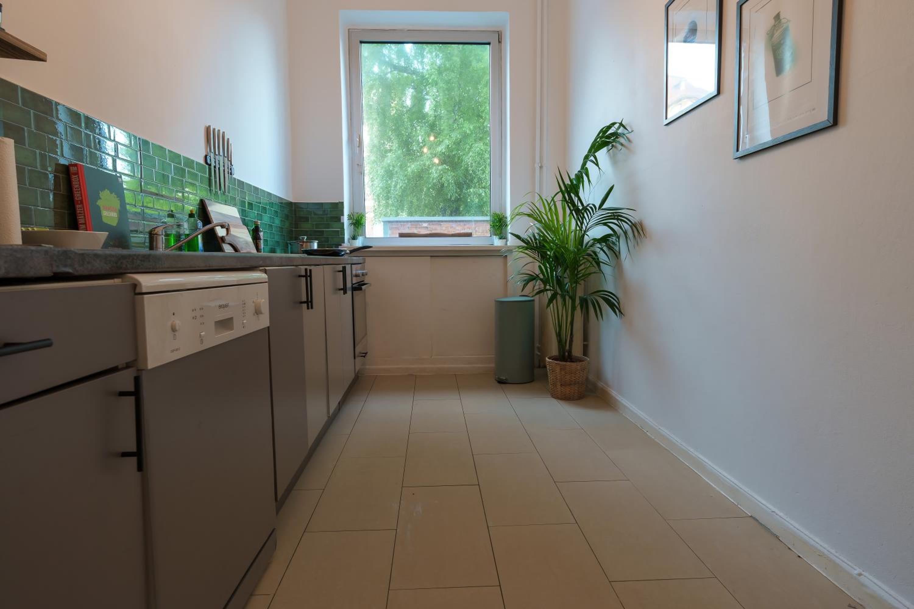 Apartment am Tannenwäldchen im Vorderer Westen Kassel by CASTORA HOMES