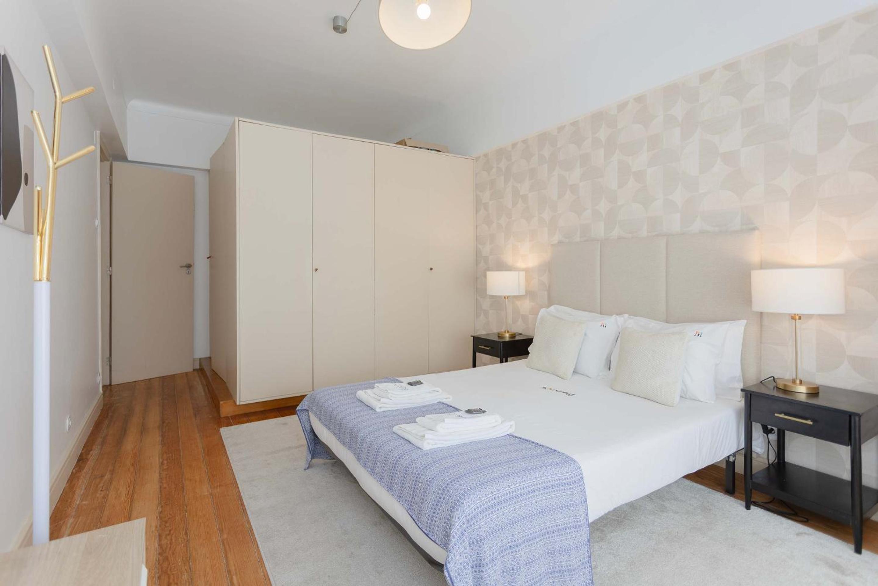 Liiiving in Porto - Lovely Stylish Apartment