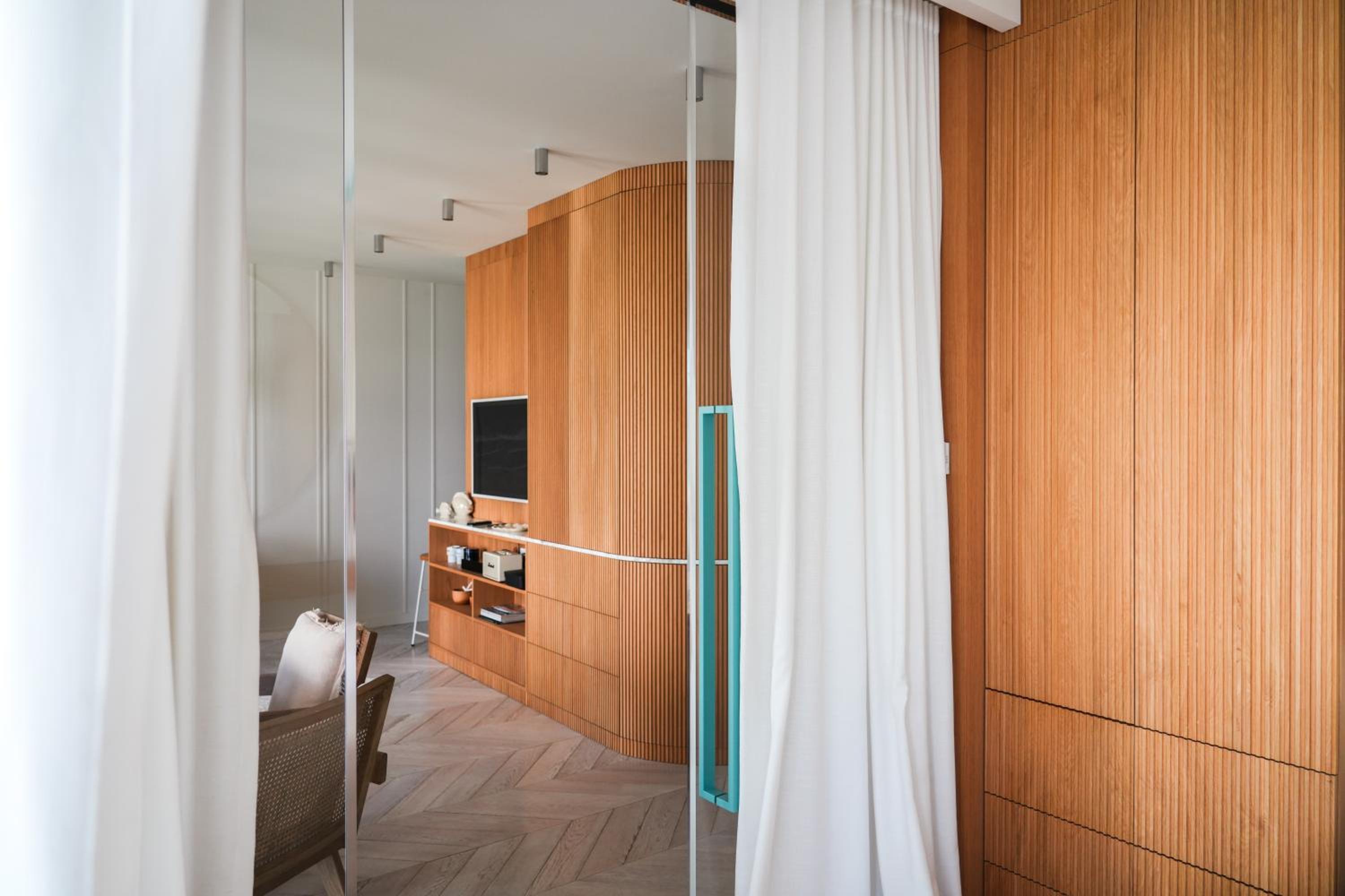 Luxury Yacht Park Apartment Marina View Gdynia Parking