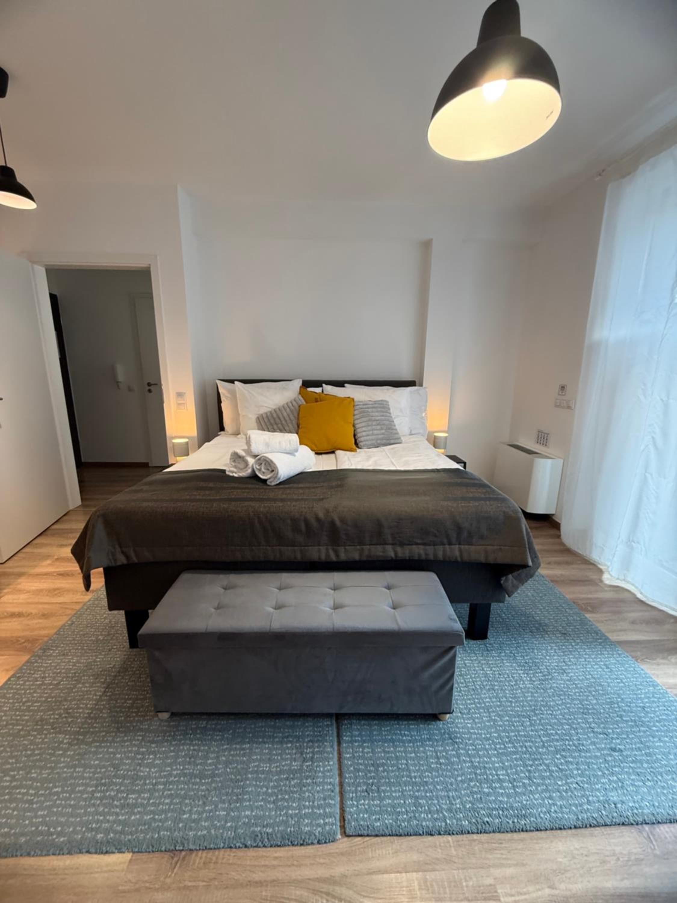 Local-Lux Apartment F3 - Private Parking & Balcony