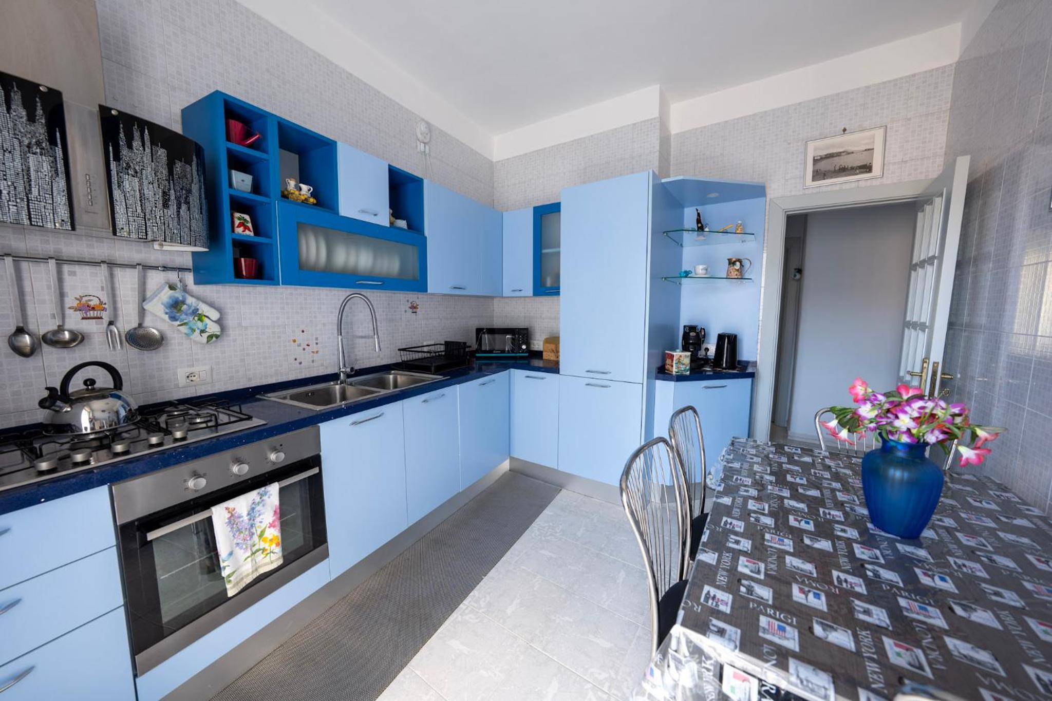 MARINELLI HOUSE - Song Parthenope