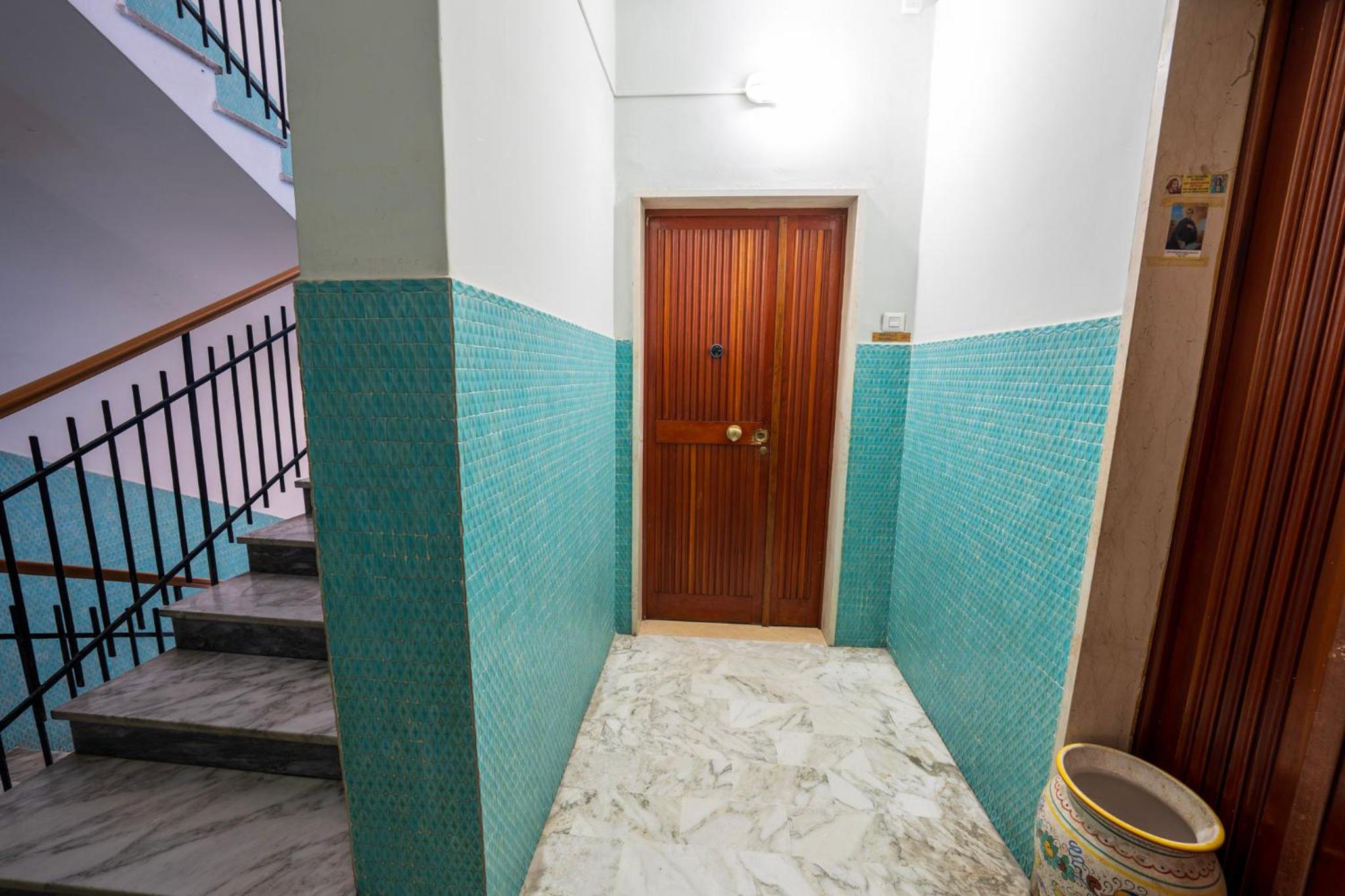 MARINELLI HOUSE - Song Parthenope