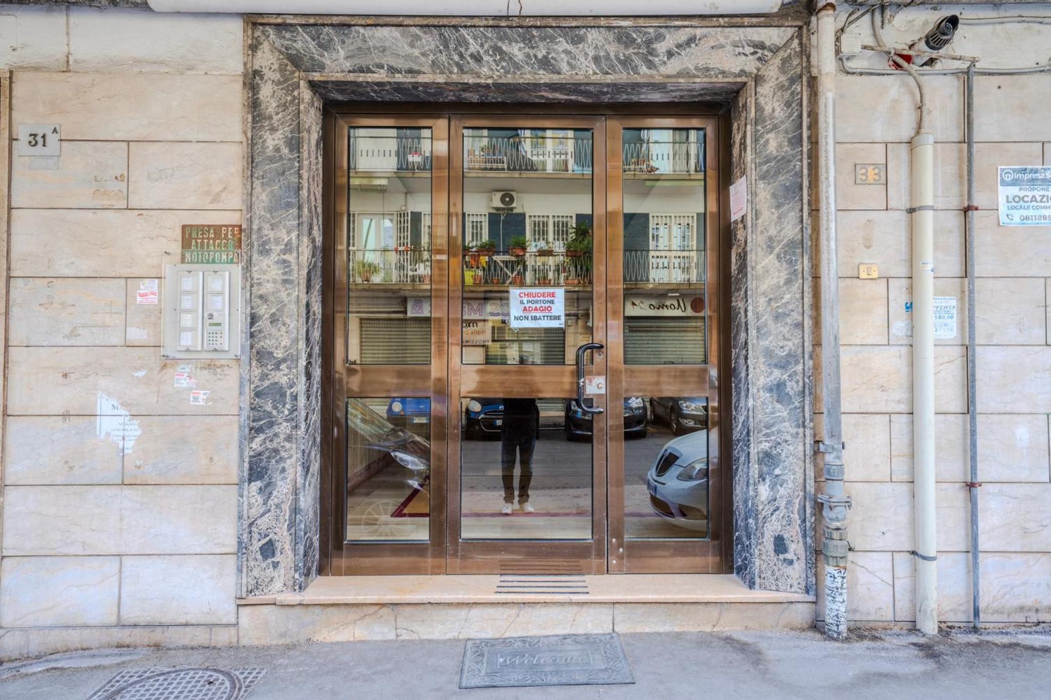 MARINELLI HOUSE - Song Parthenope