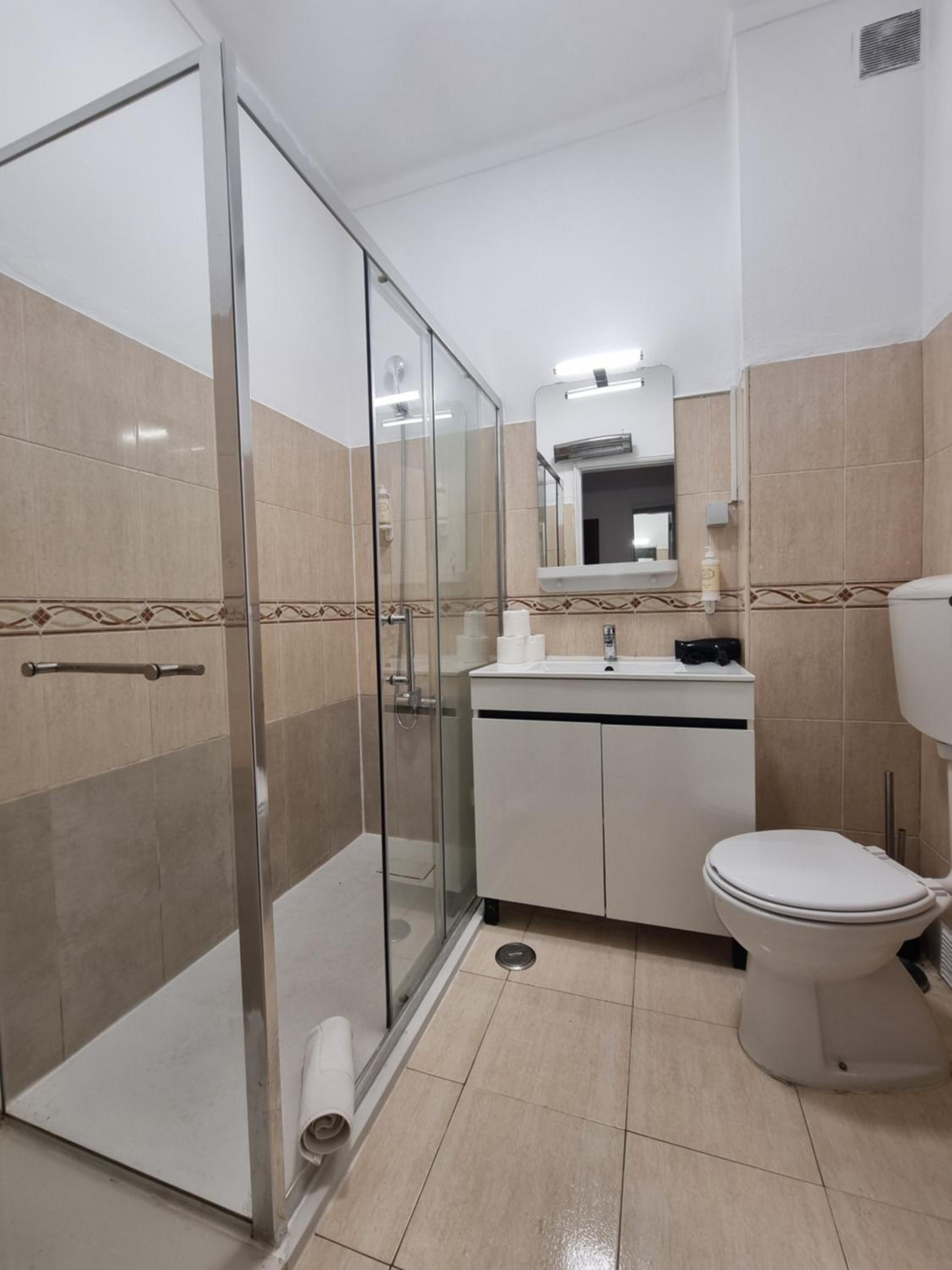 Happy House - Central Apartment