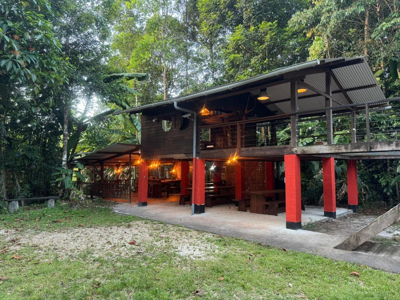 Nature lodge