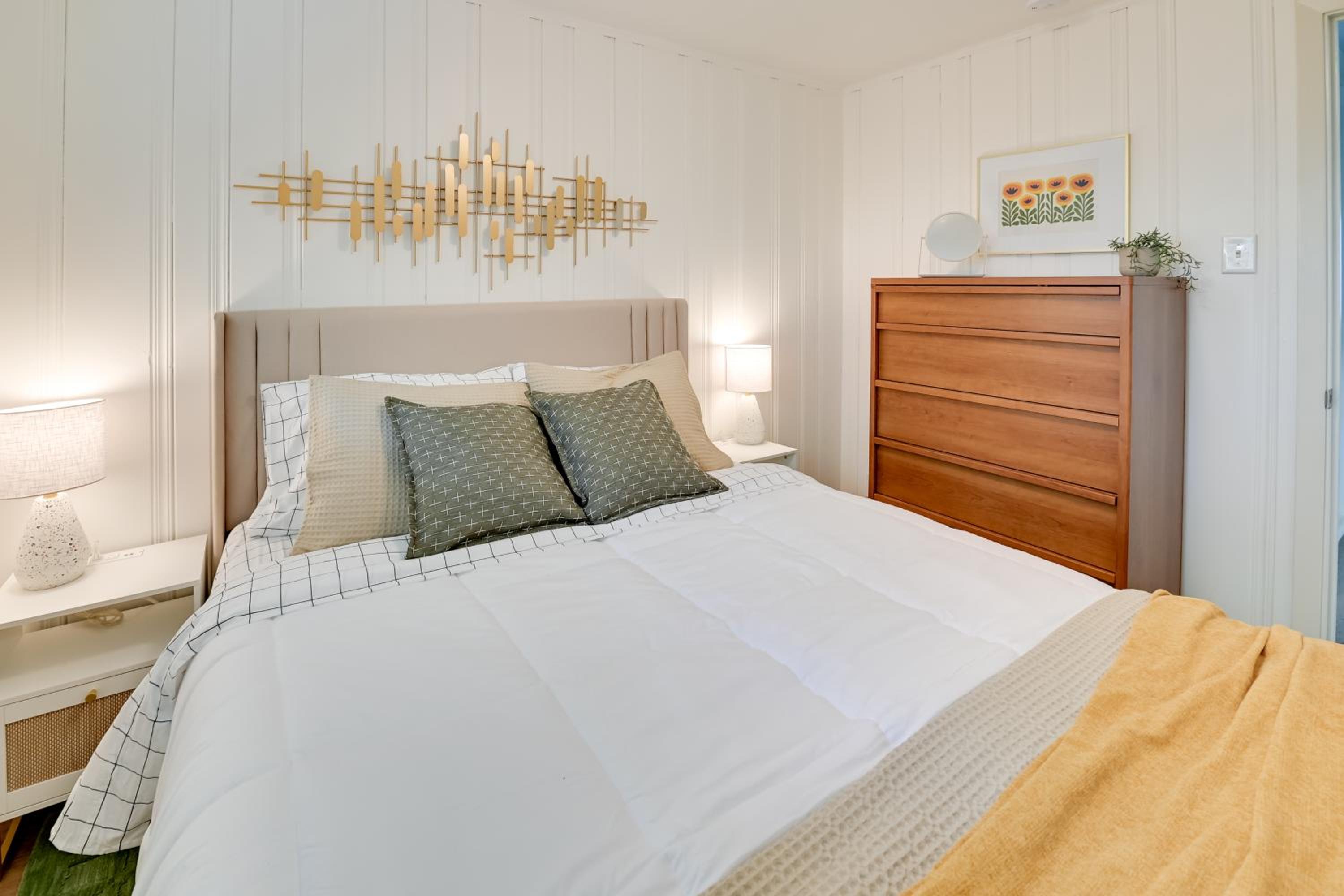 Herrington Lake Retreat with Dock, 1 Mi to Marina!