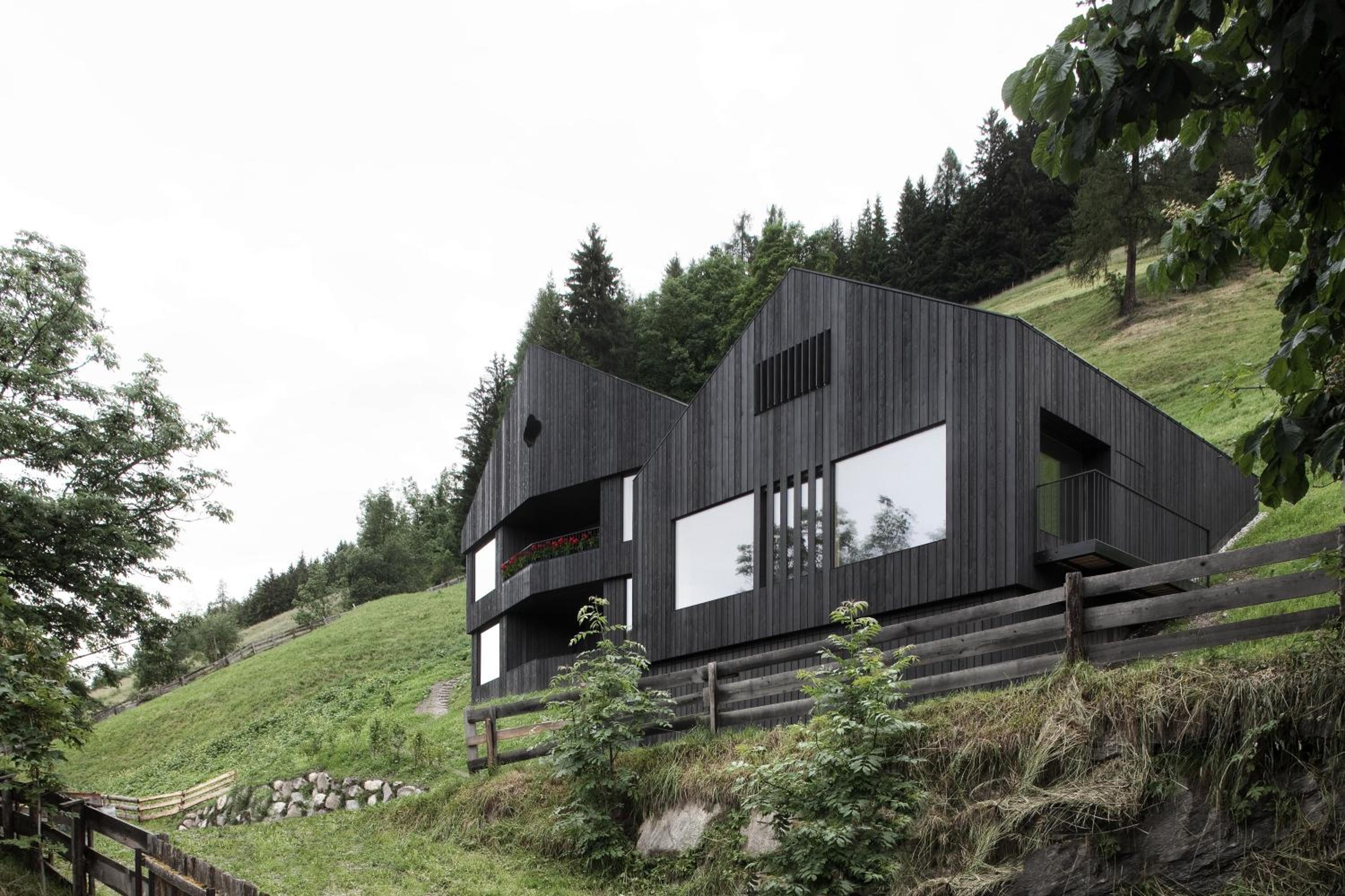 La Pedevilla - Design Chalet - Dolomites