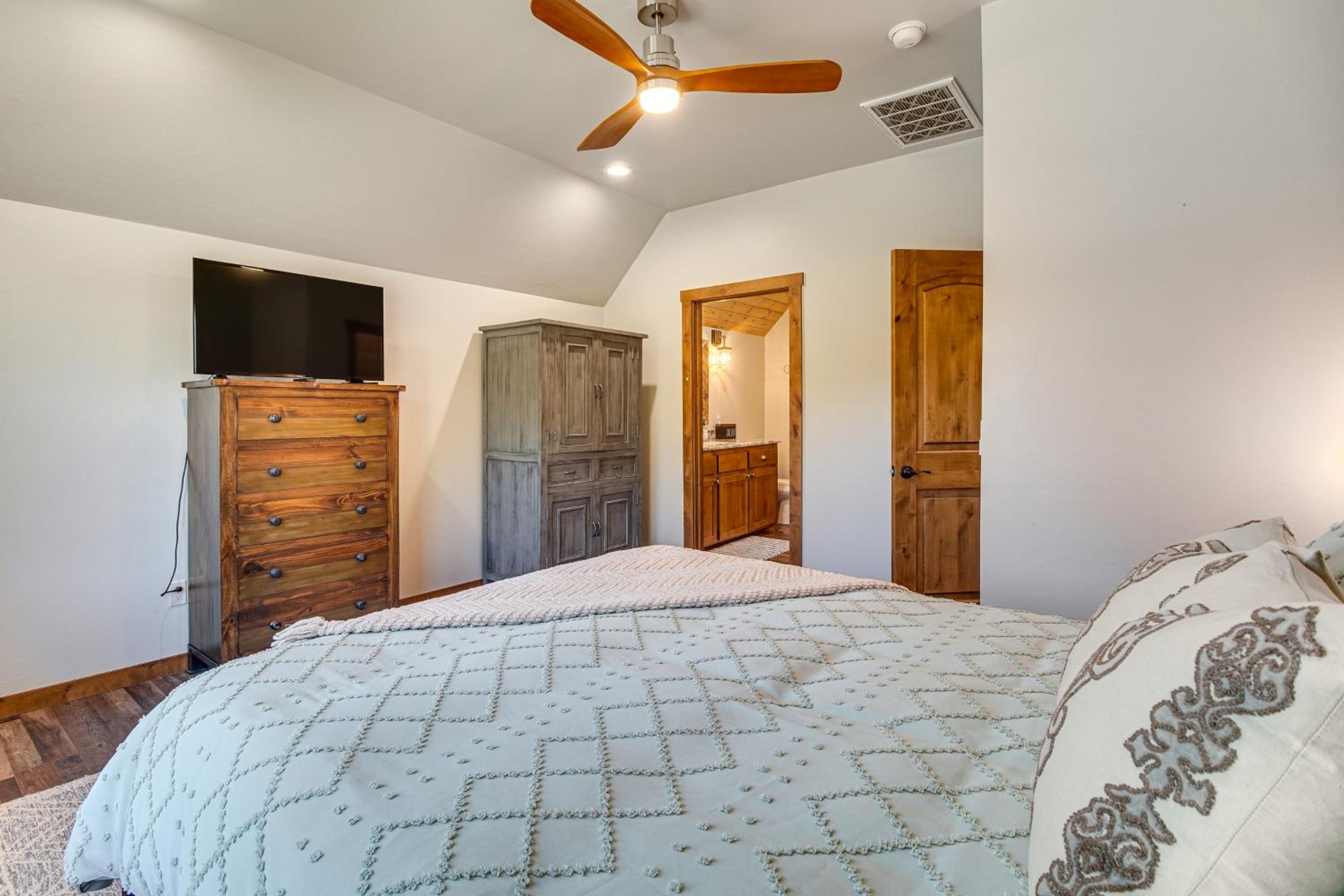 Upscale A-Frame Escape with Lake Access in Quinton!