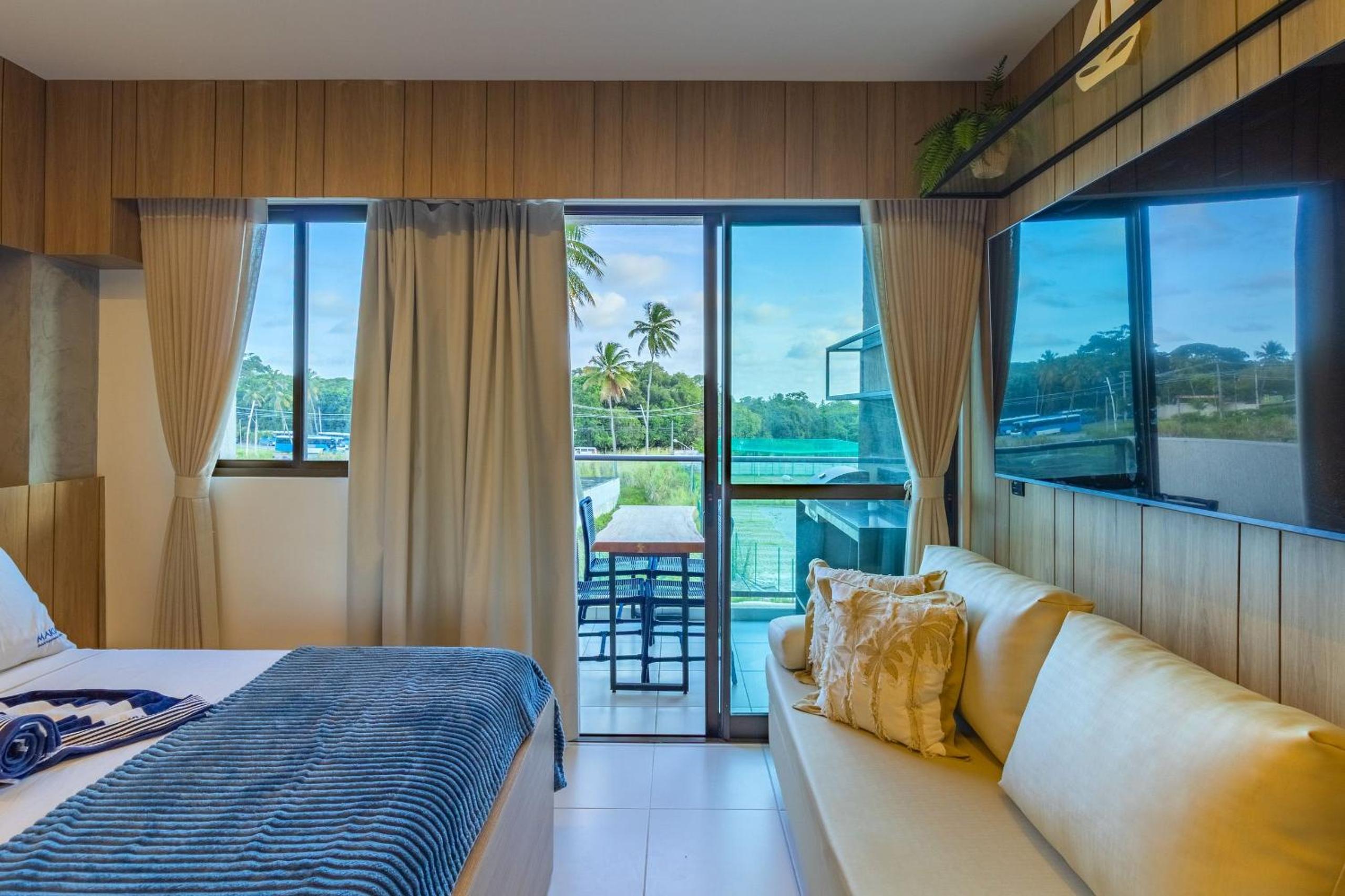MakiaBeach #D206- Studio with balcony by Carpediem