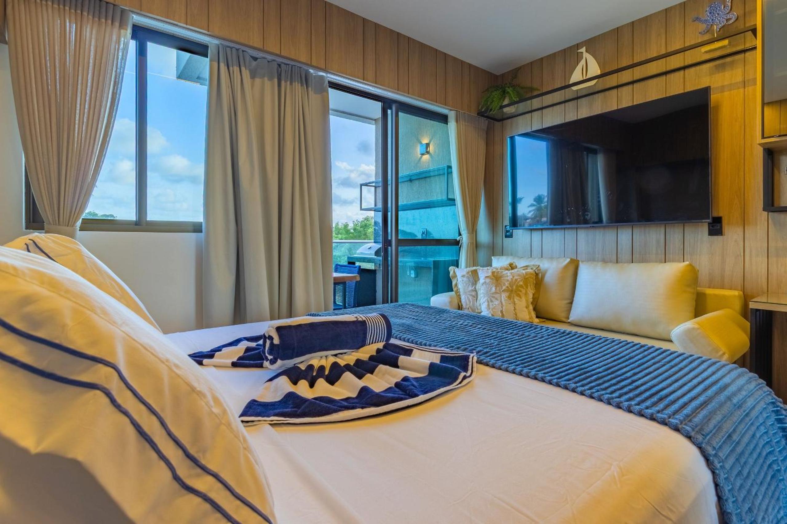 MakiaBeach #D206- Studio with balcony by Carpediem
