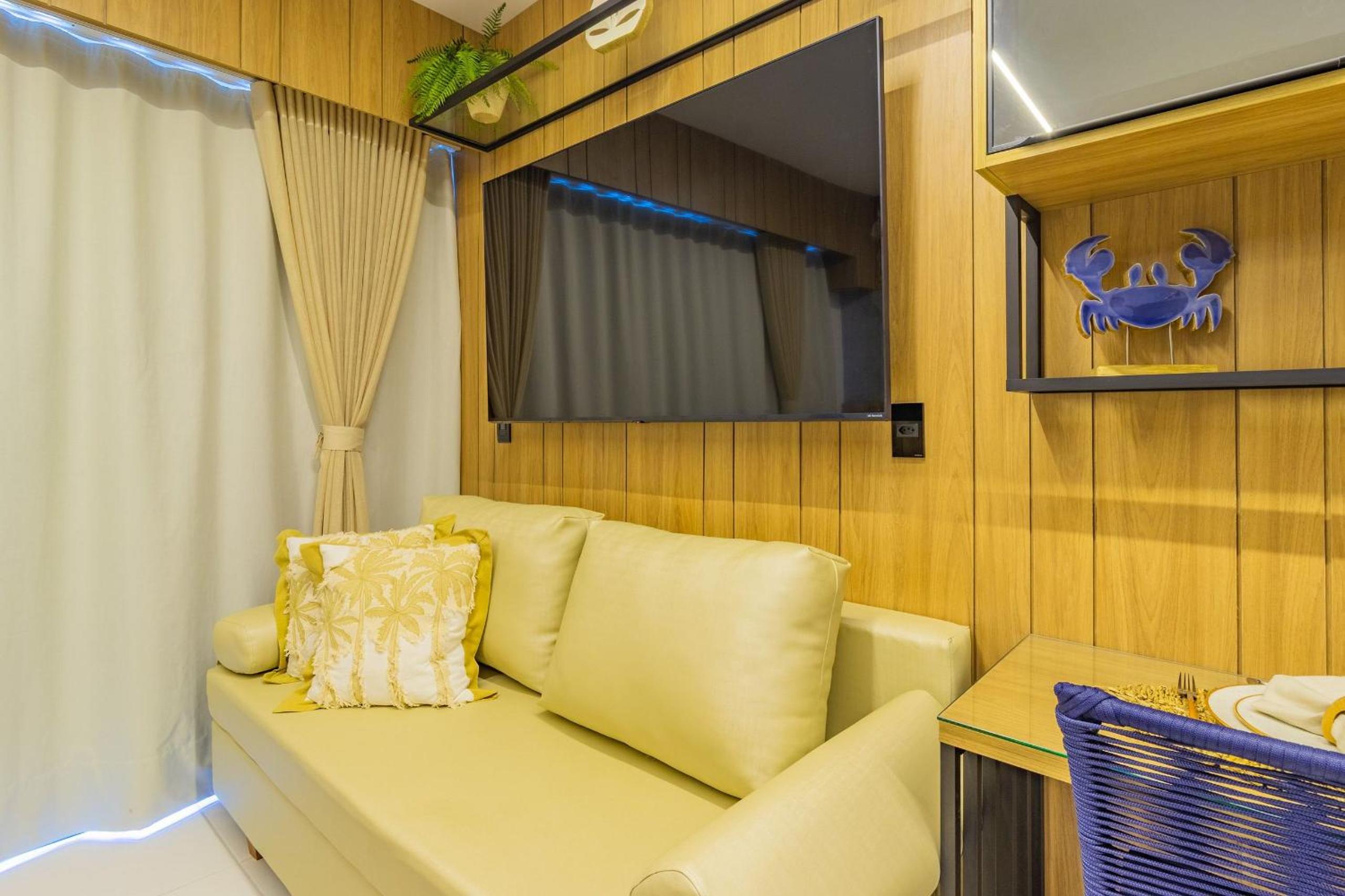 MakiaBeach #D206- Studio with balcony by Carpediem