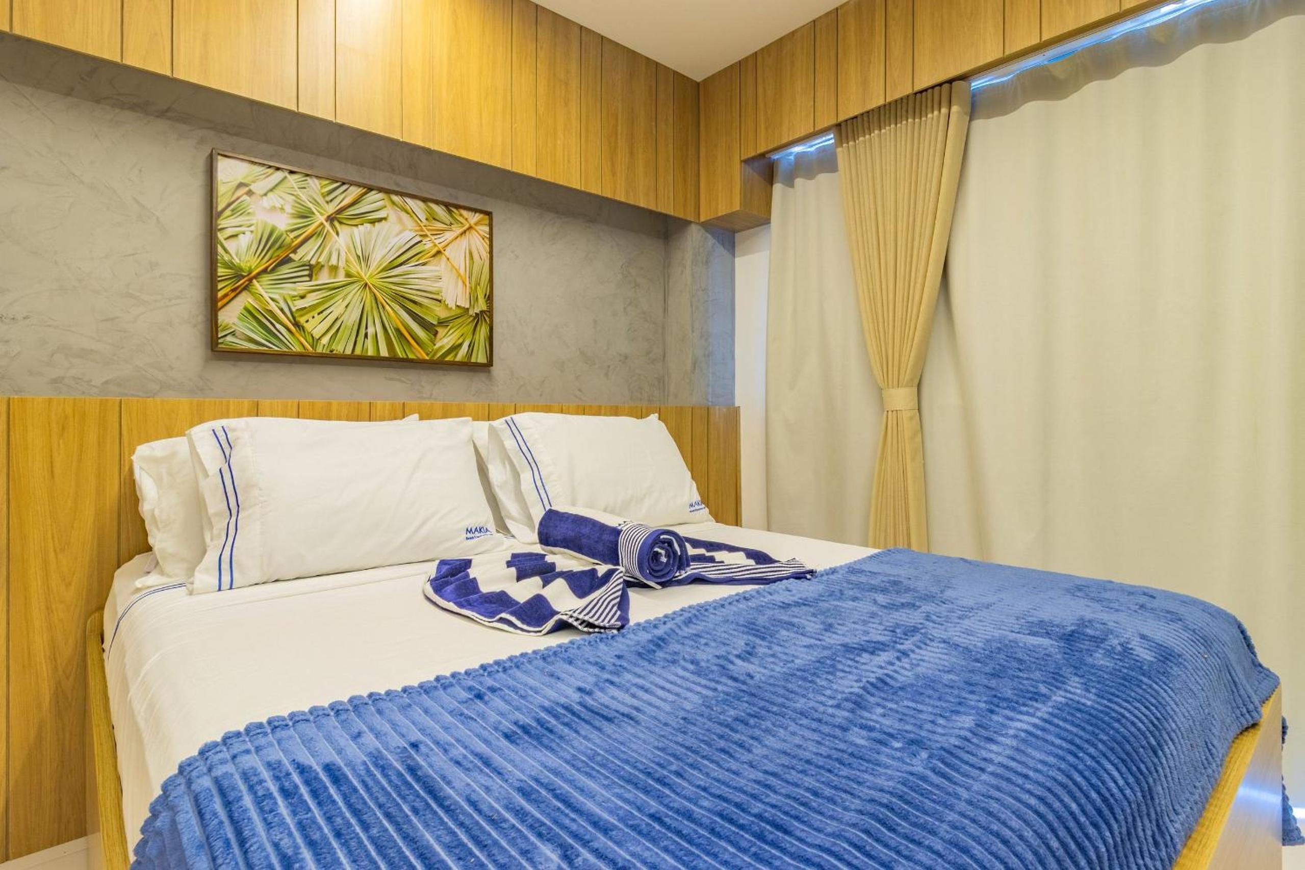 MakiaBeach #D206- Studio with balcony by Carpediem
