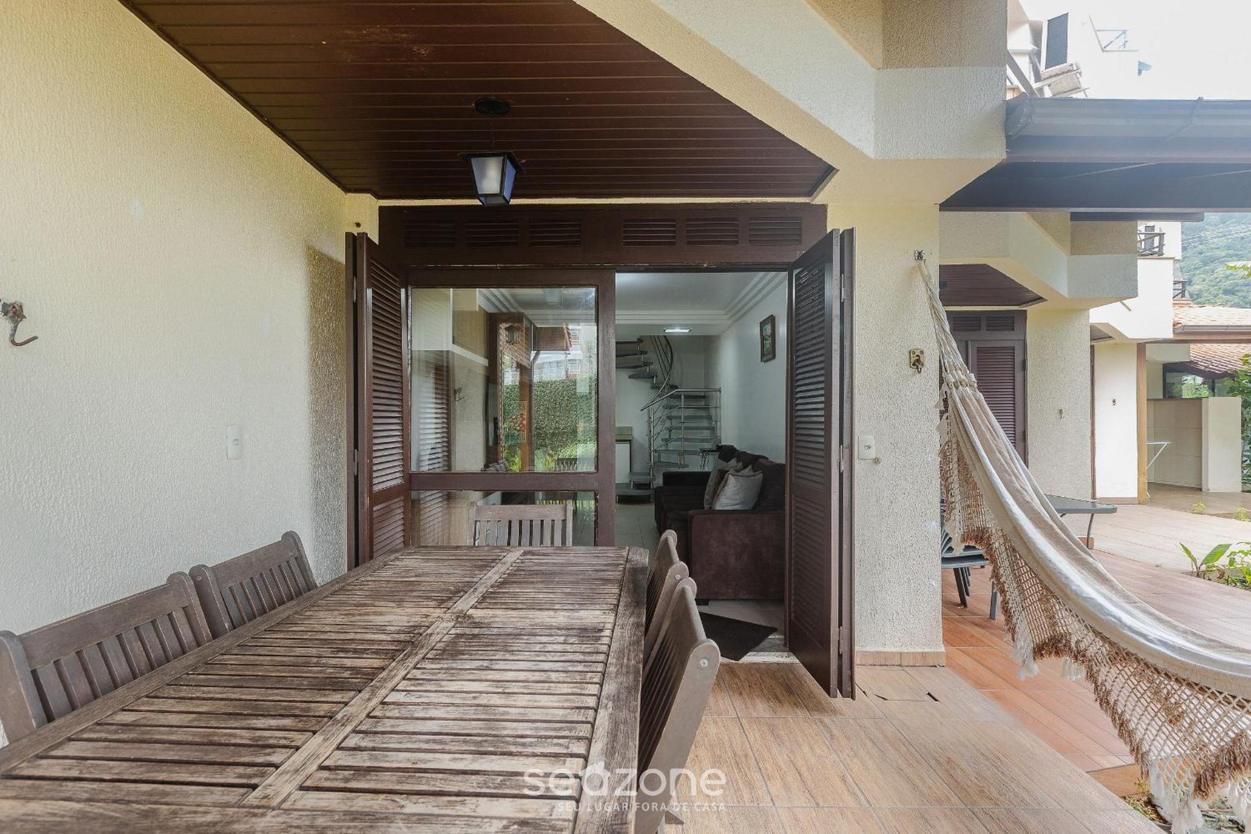 Discover Comfort and Leisure 170 m from Ponta das Canas Beach - MVCs