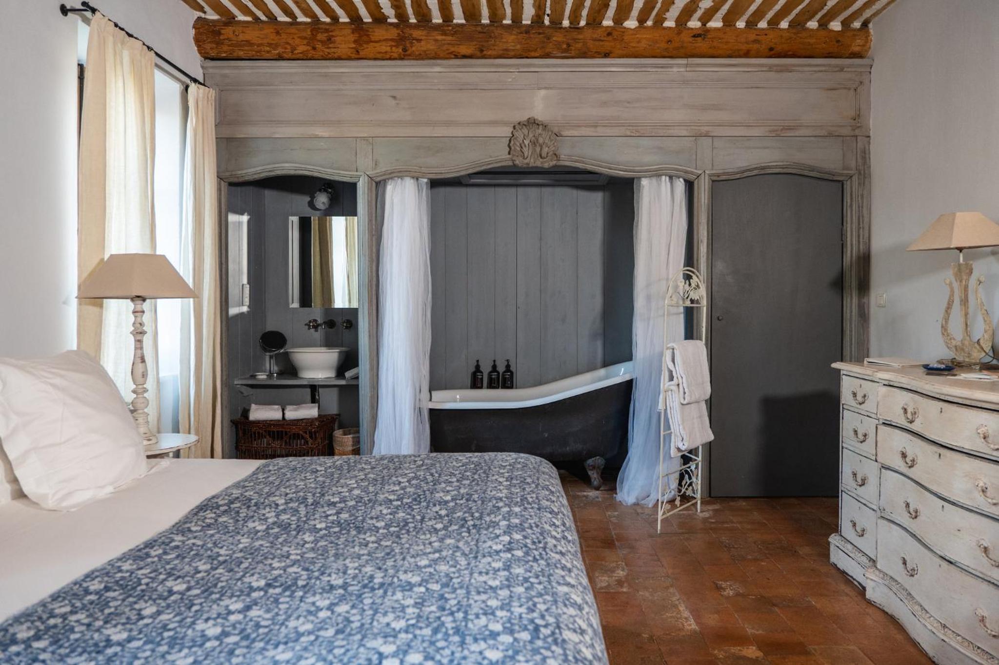 Le Galinier Lourmarin, a Beaumier Guesthouse