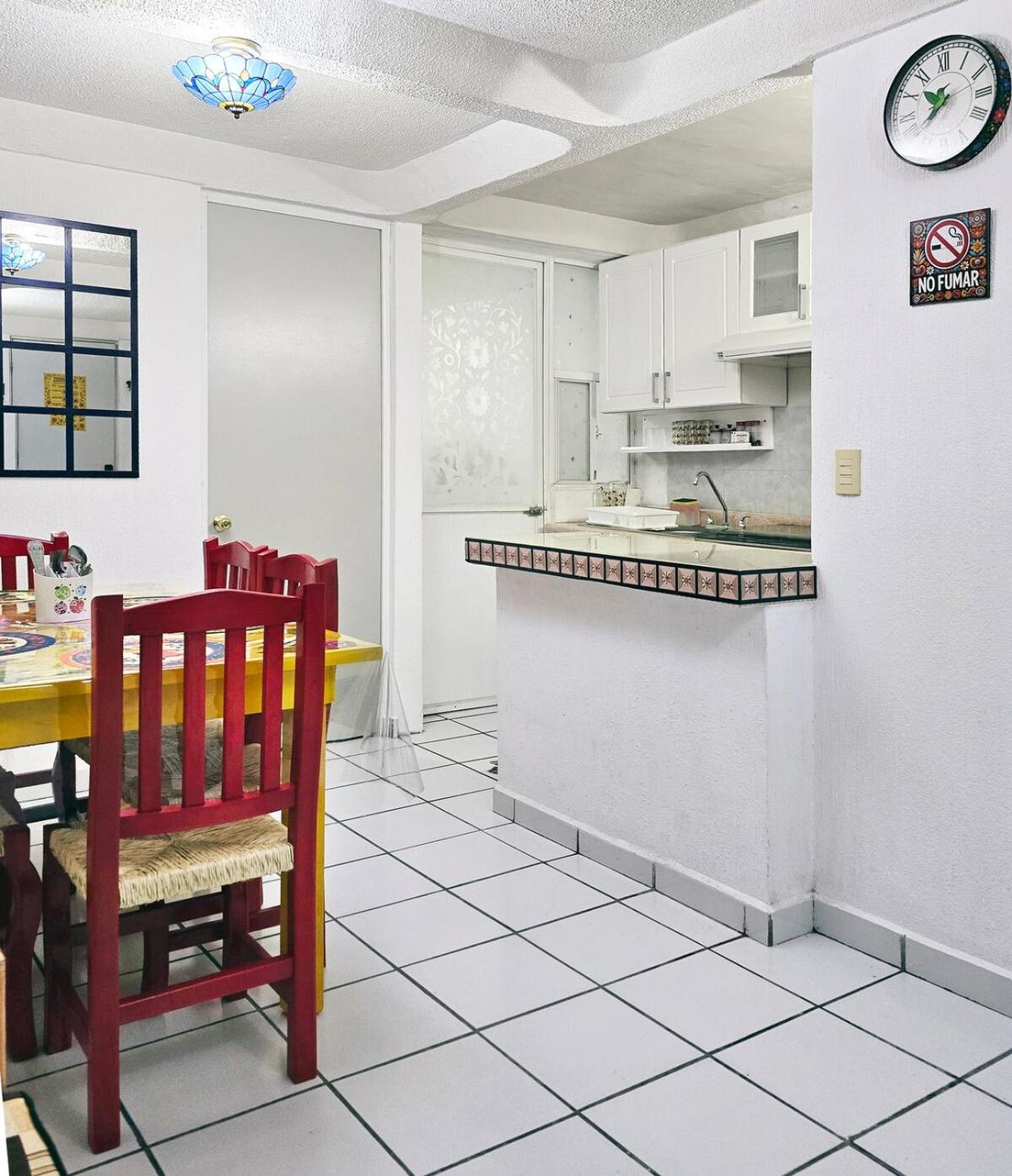 Casa Chinelo Alberca Wifi cerca hospital ISSSTE UTEZ DIEZ