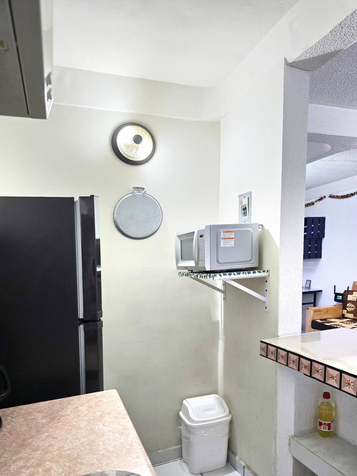 Casa Chinelo Alberca Wifi cerca hospital ISSSTE UTEZ DIEZ