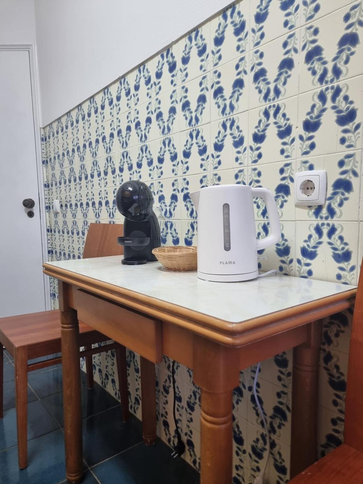 Happy House - Central Apartment