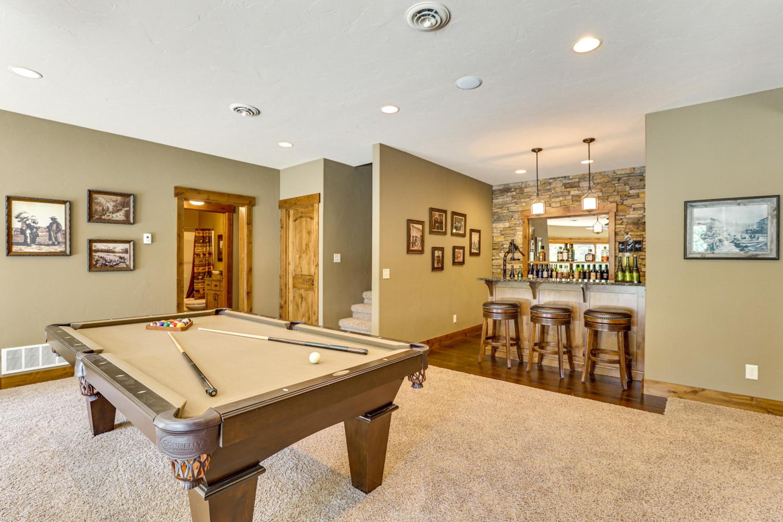 Hike, Fish and More Grand Cabin with Decks in Sturgis