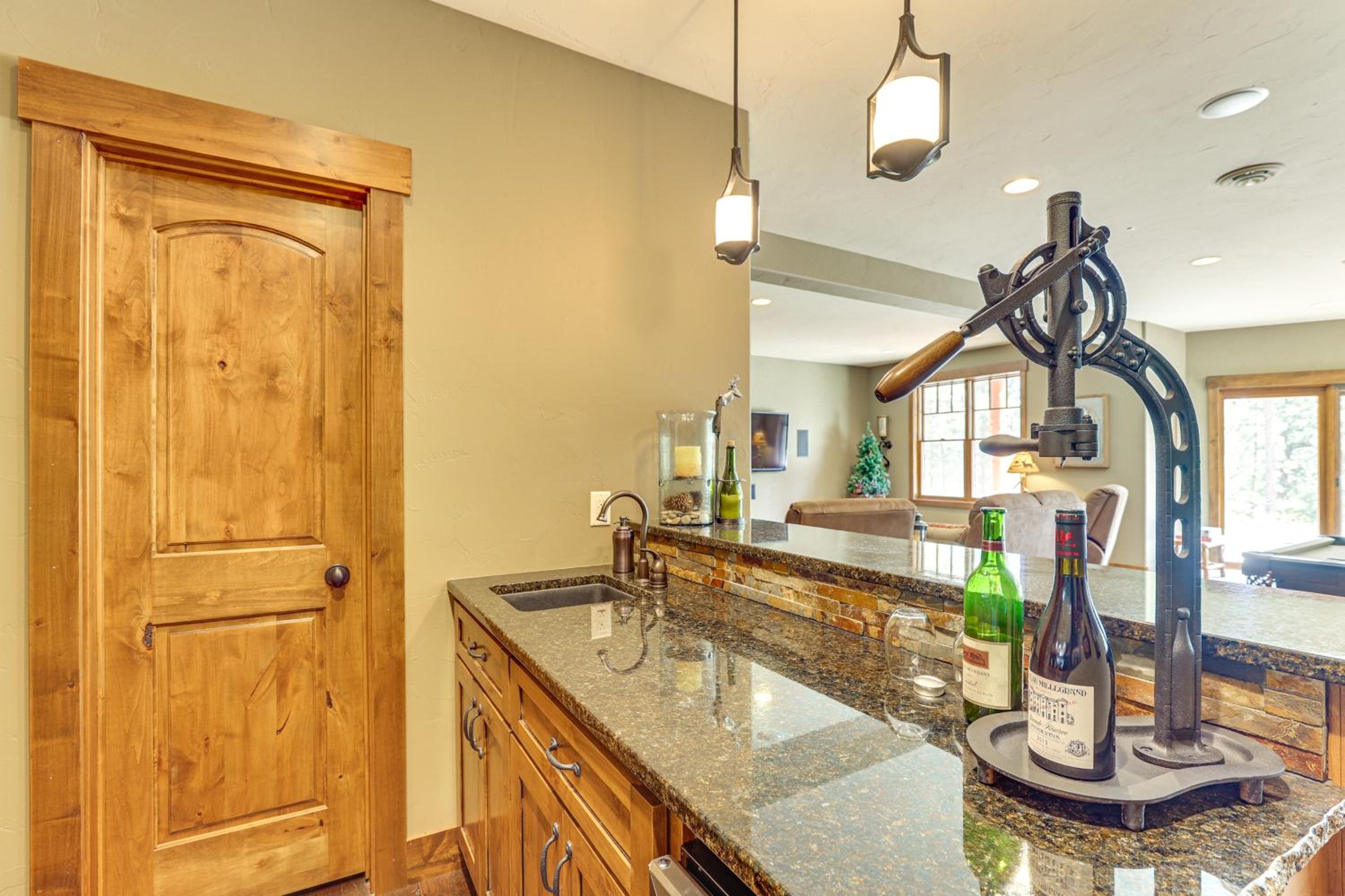 Hike, Fish and More Grand Cabin with Decks in Sturgis