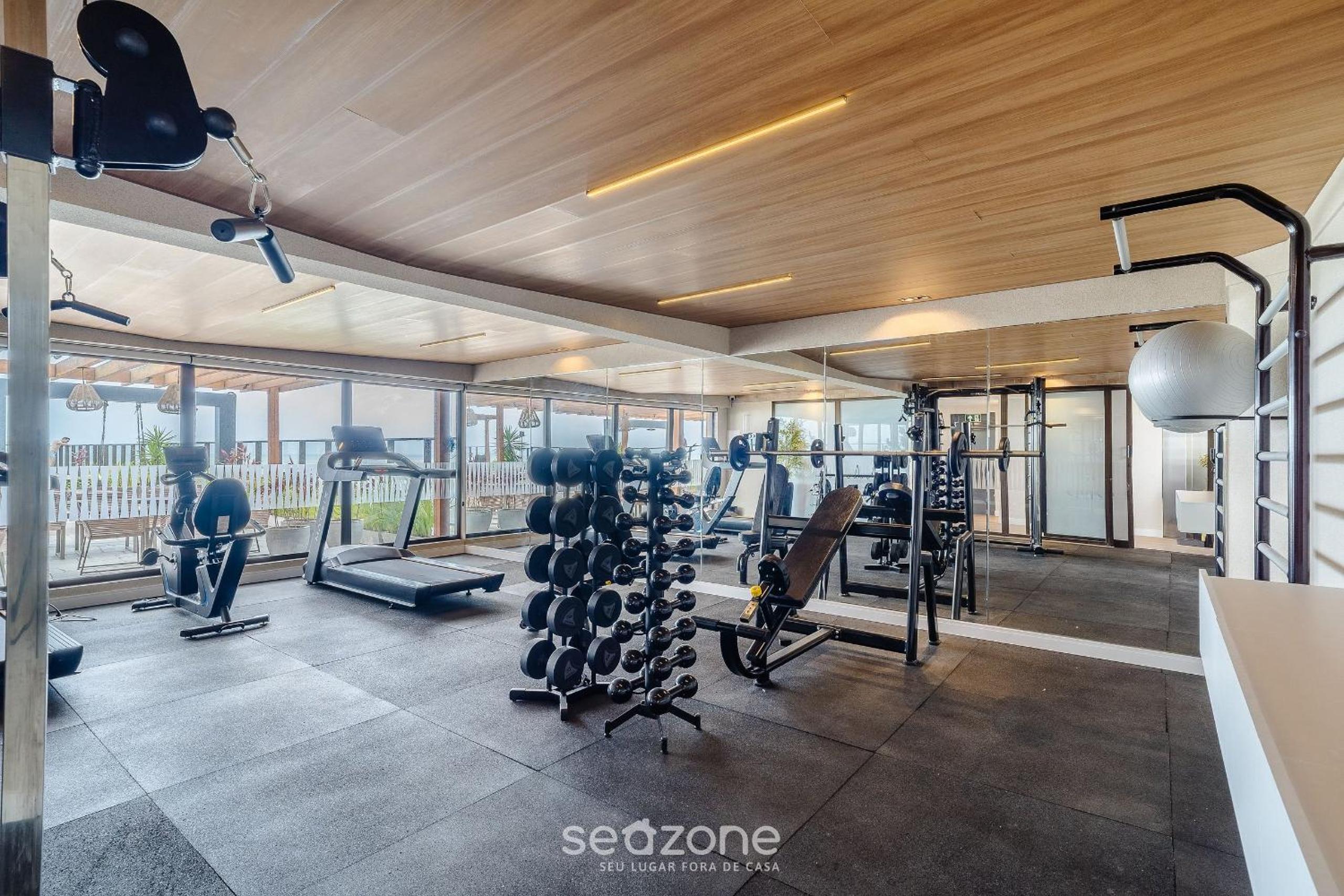 Beachfront Condo Studios with Pool in Bessa Beach - GSEs