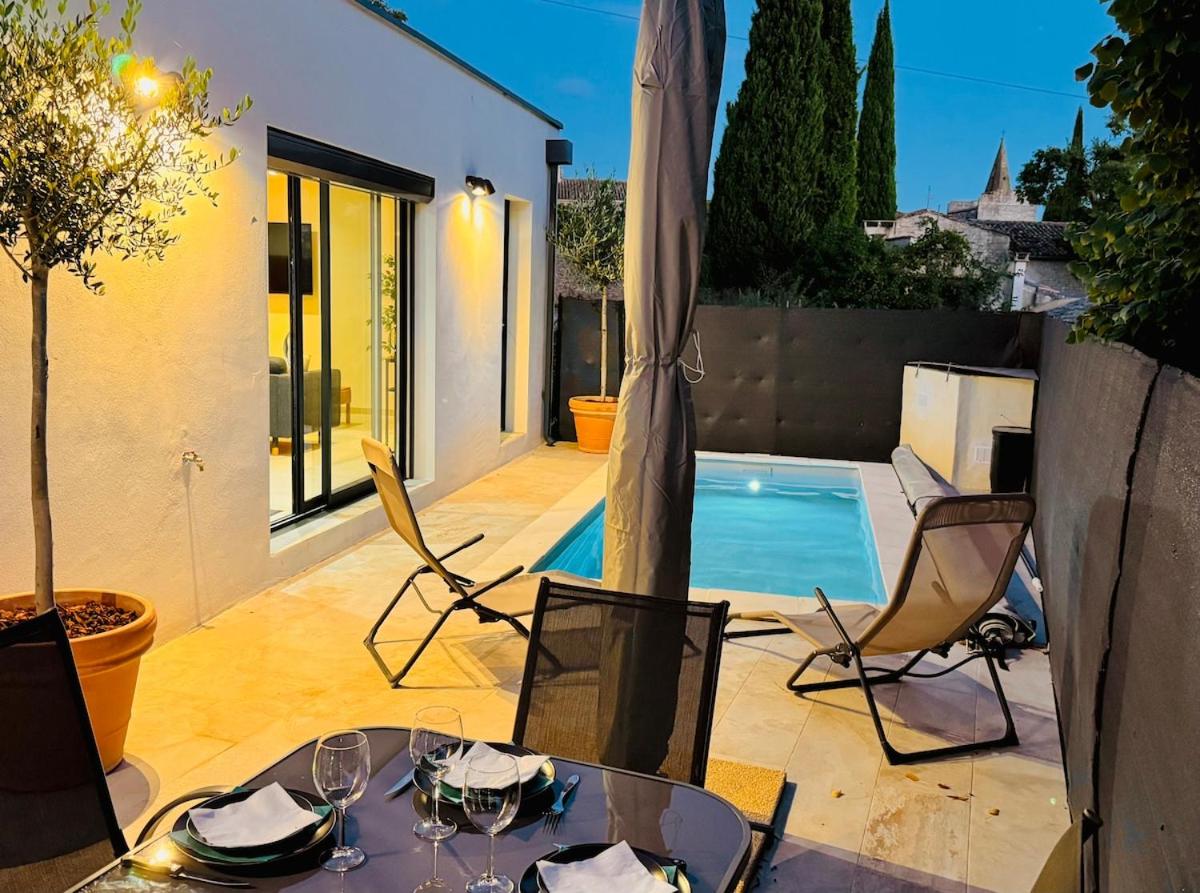 Villa moderne 3 ch piscine privée parking