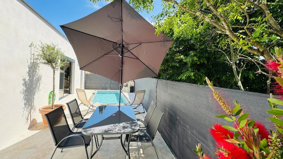 Villa moderne 3 ch piscine privée parking