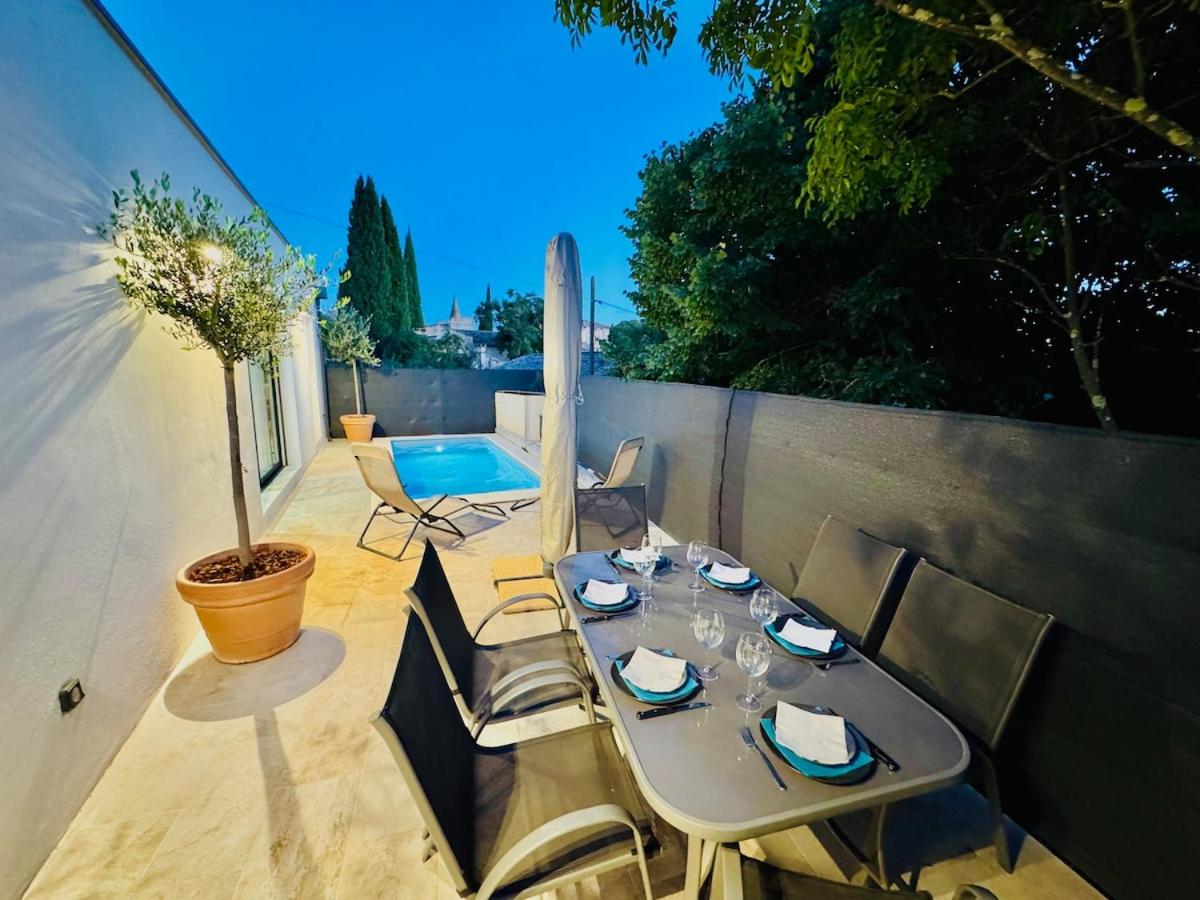 Villa moderne 3 ch piscine privée parking