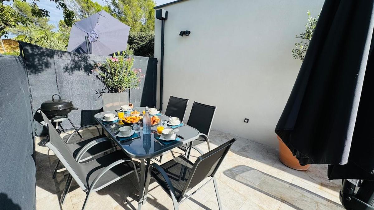 Villa moderne 3 ch piscine privée parking