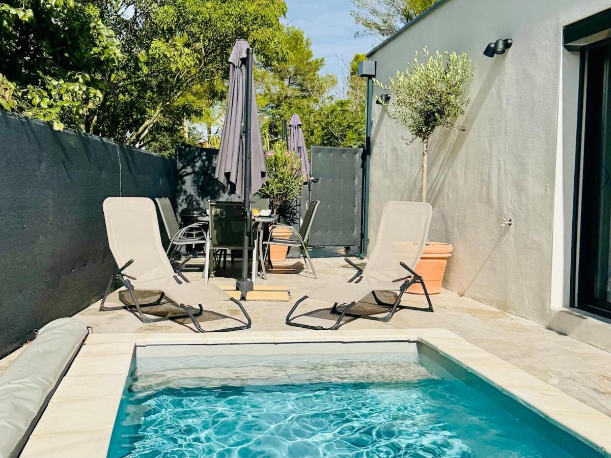 Villa moderne 3 ch piscine privée parking