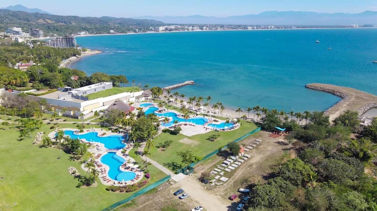 Casa Oasis B-Nayar Gated, Beach Club, Free Shuttle