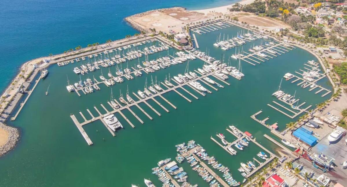 Casa Oasis B-Nayar Gated, Beach Club, Free Shuttle