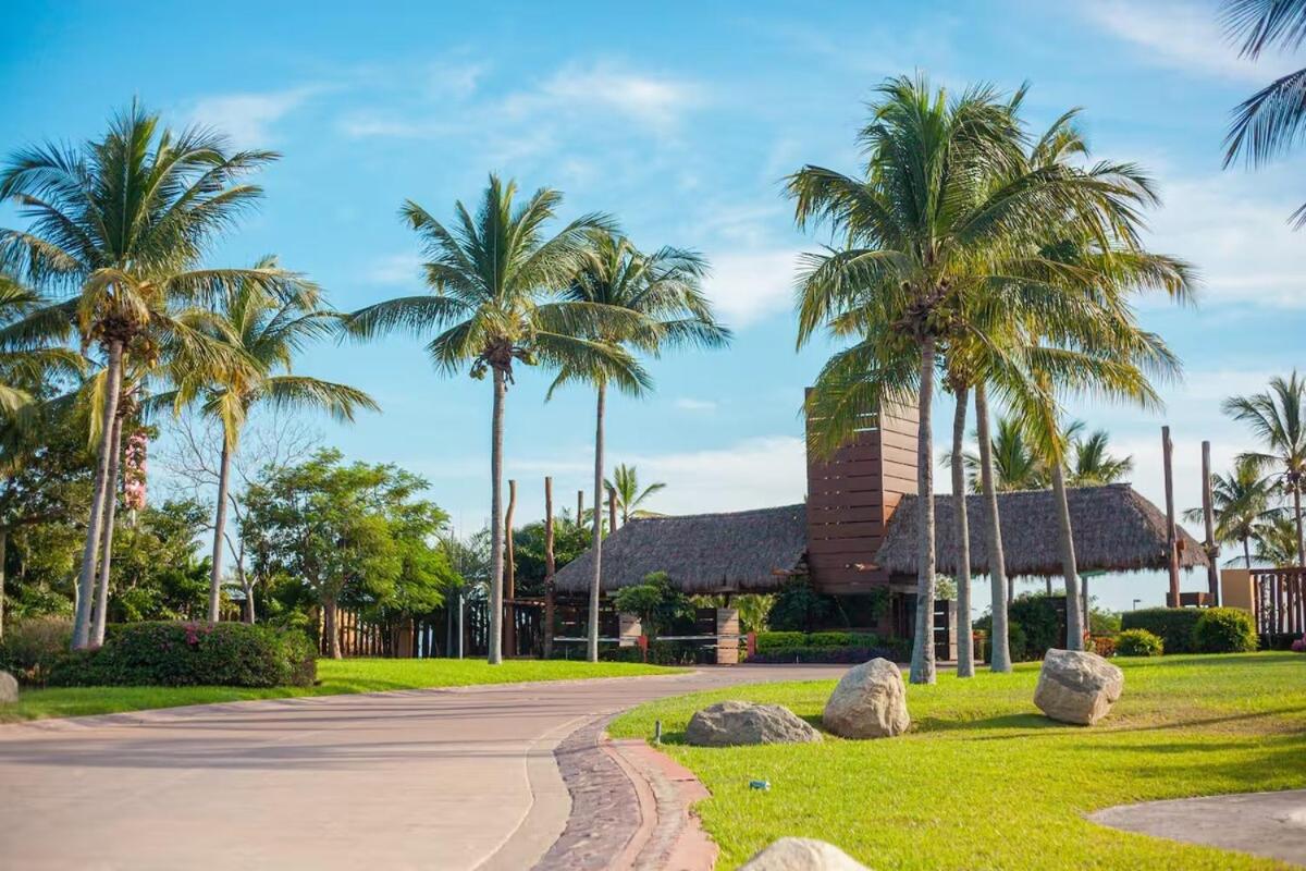 Casa Oasis B-Nayar Gated, Beach Club, Free Shuttle