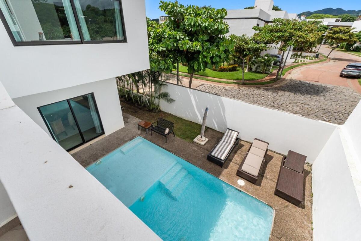 Casa Oasis B-Nayar Gated, Beach Club, Free Shuttle