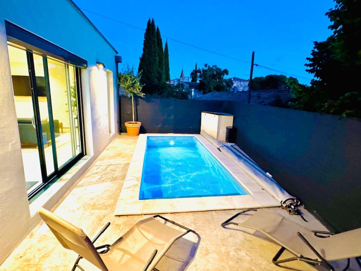 Villa moderne 3 ch piscine privée parking