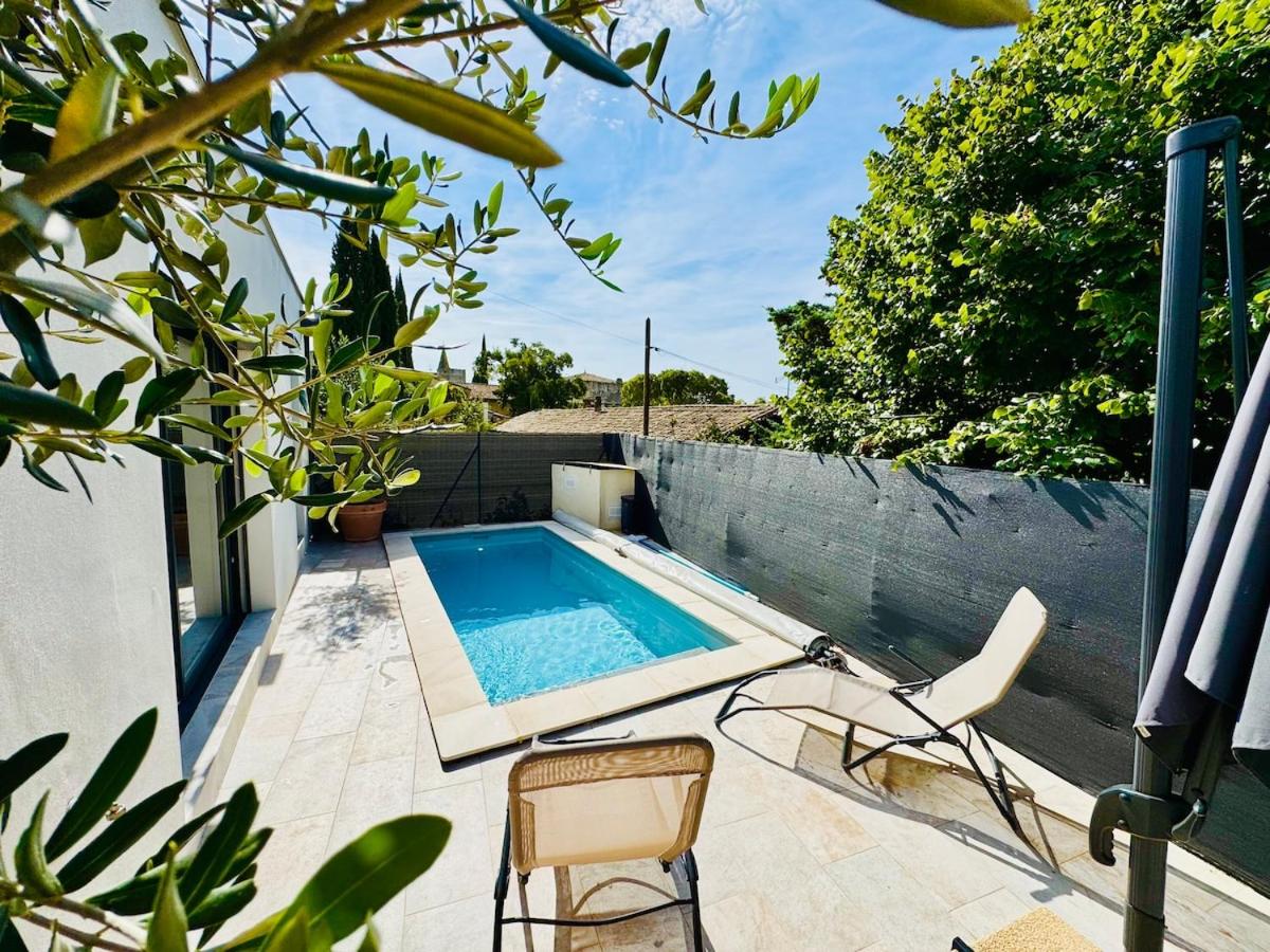Villa moderne 3 ch piscine privée parking