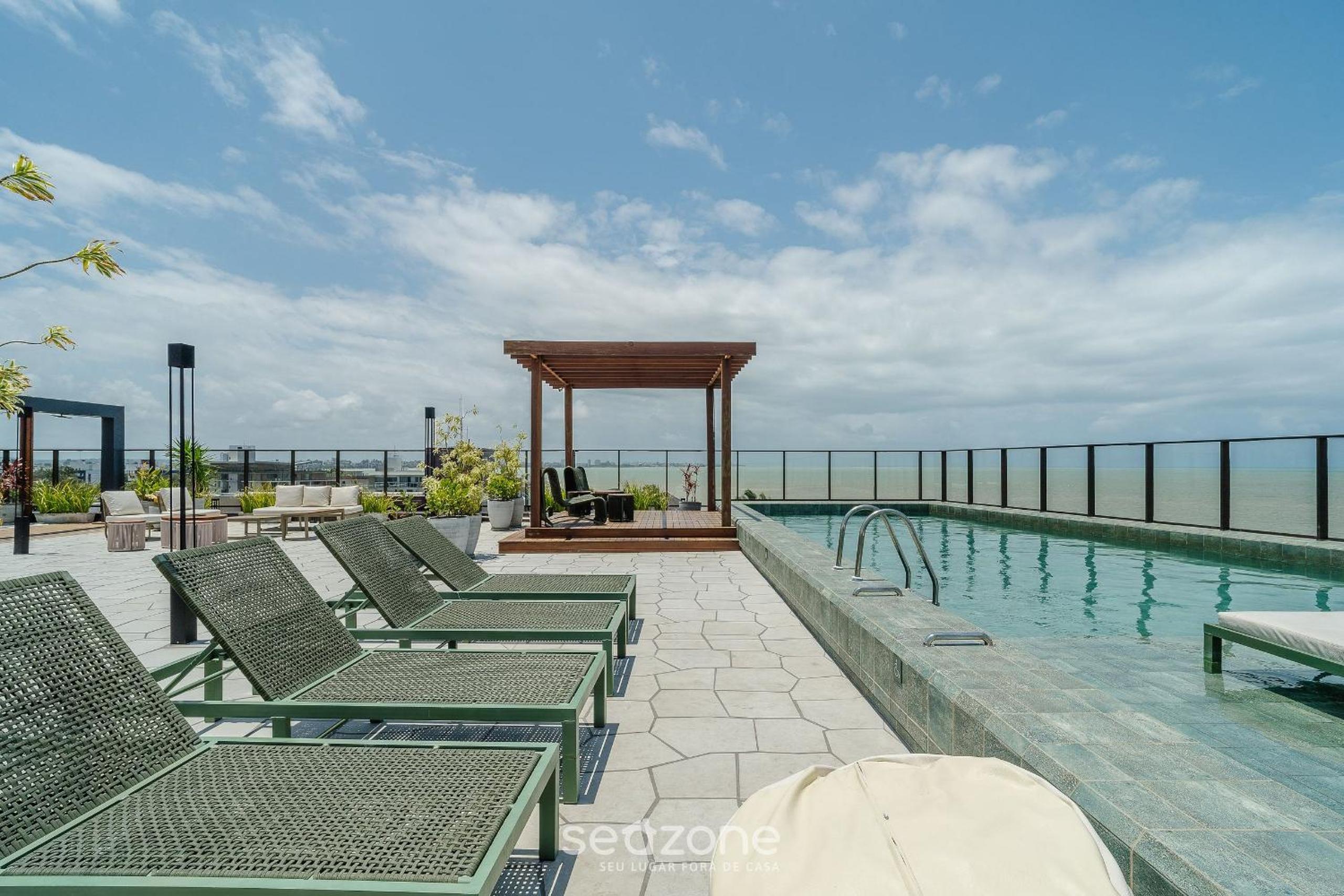 Beachfront Condo Studios with Pool in Bessa Beach - GSEs