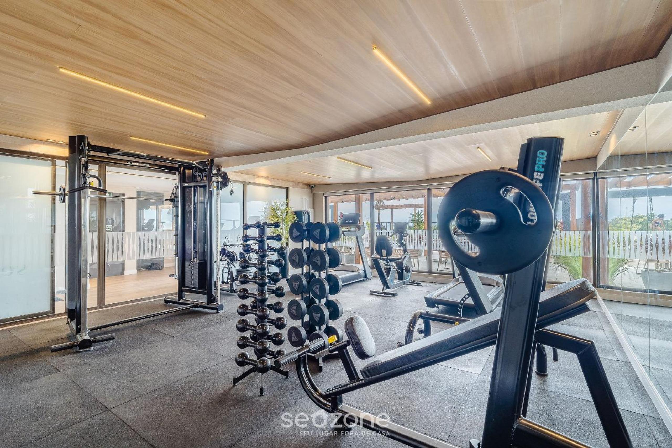 Beachfront Condo Studios with Pool in Bessa Beach - GSEs