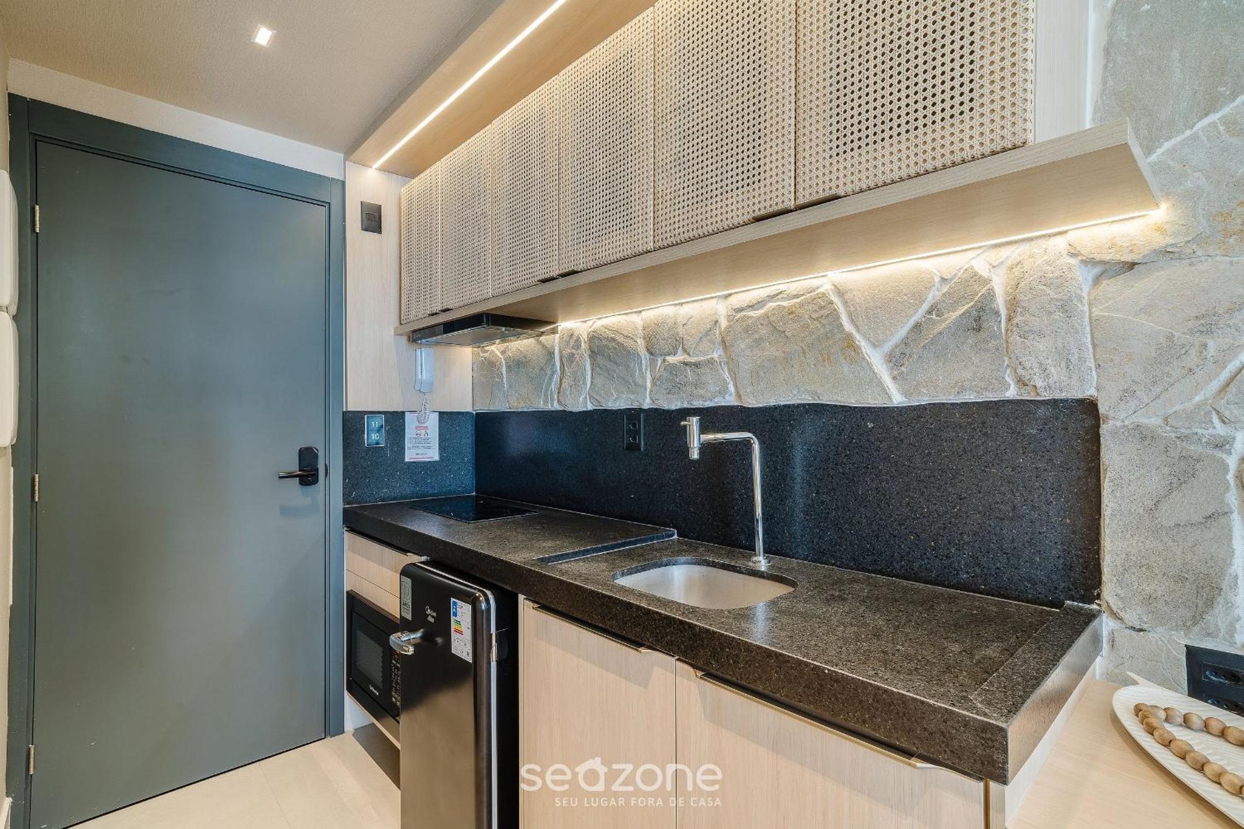 Beachfront Condo Studios with Pool in Bessa Beach - GSEs
